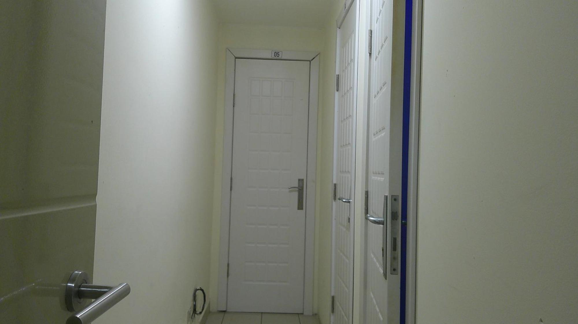 Kro Ruby Star Budget With Shared Washroom Access G06 Dubai