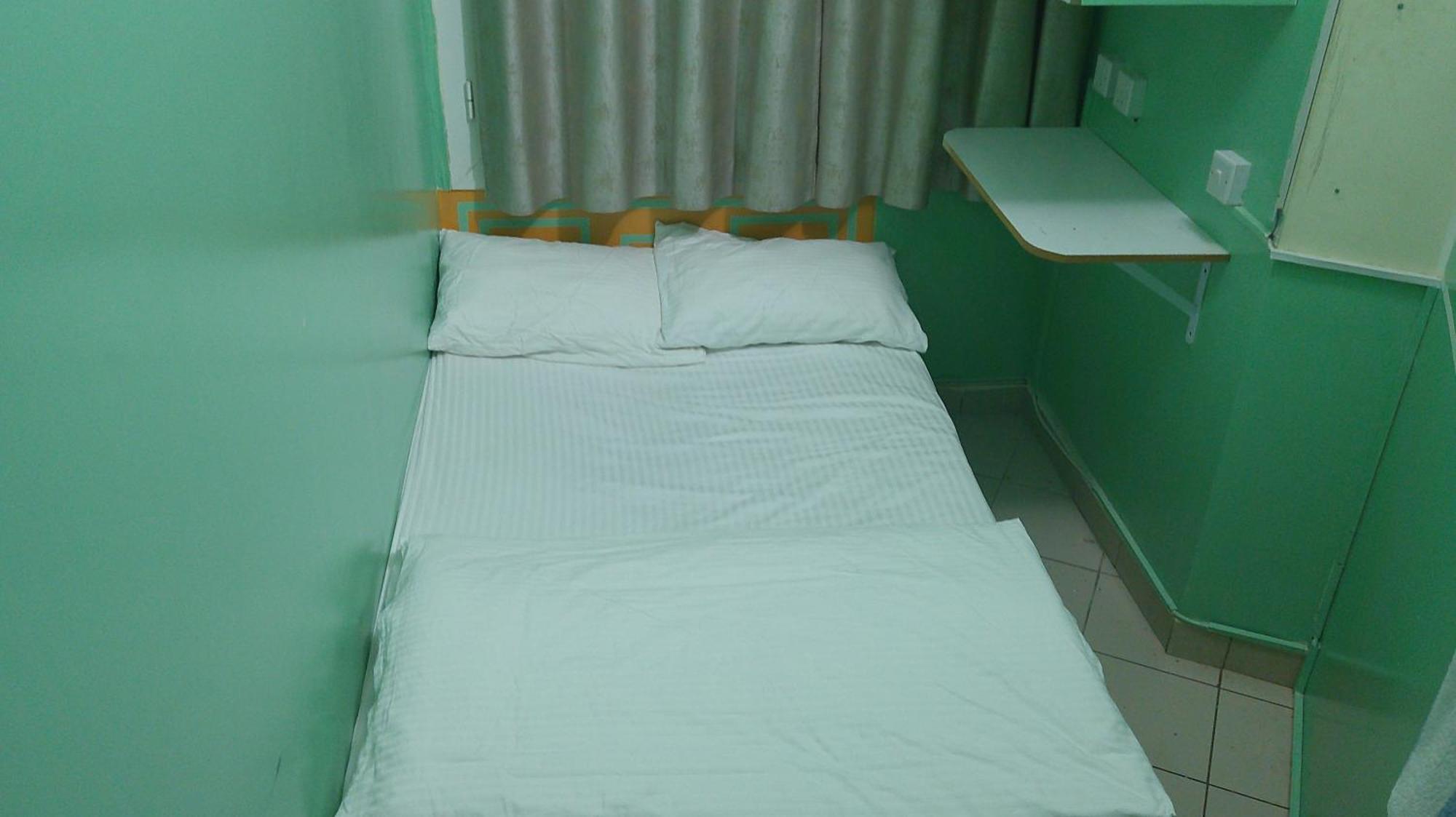 Kro Ruby Star Budget With Shared Washroom Access G06 Dubai
