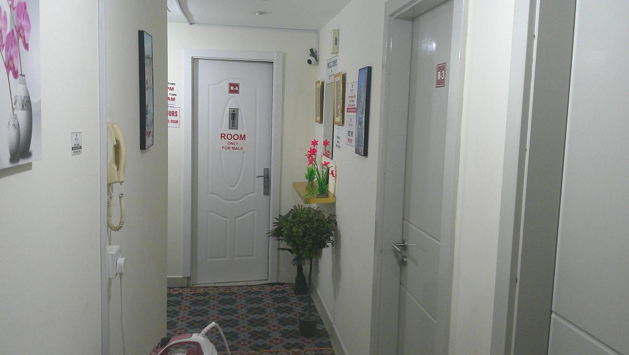 Mini-hôtel Ruby Star Private With Sharing Washrooms 426