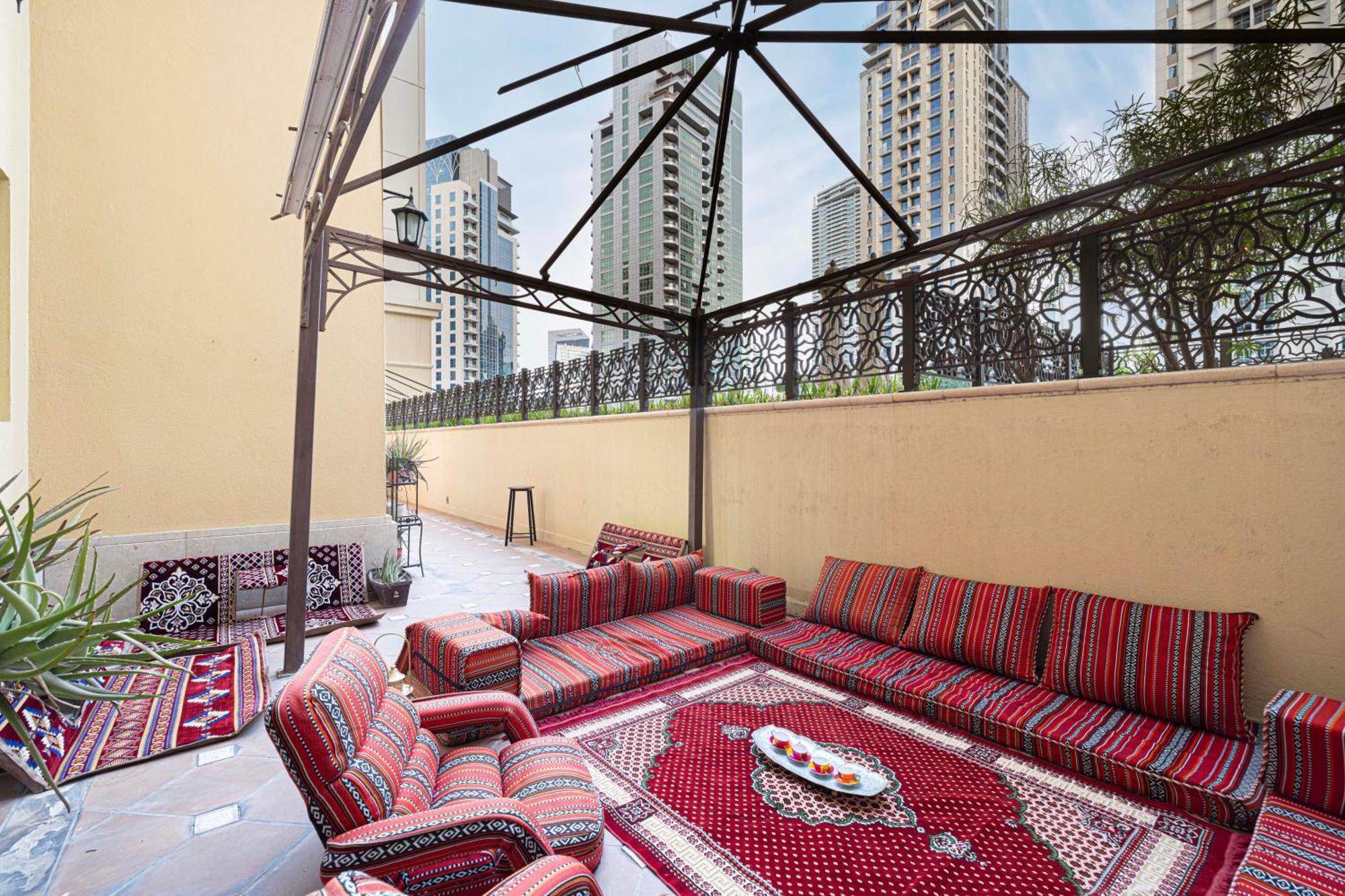 Capsule Duplex Cosy Hills - Jbr Beach - Vandrerhjem