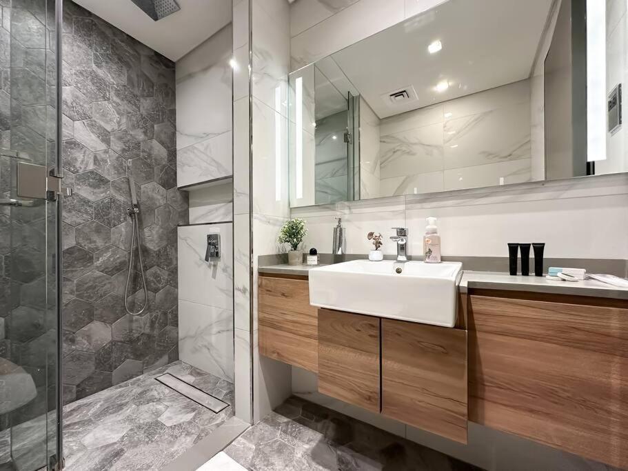 Apartamento Sky High Comfort 1br Study With And Canal Views *