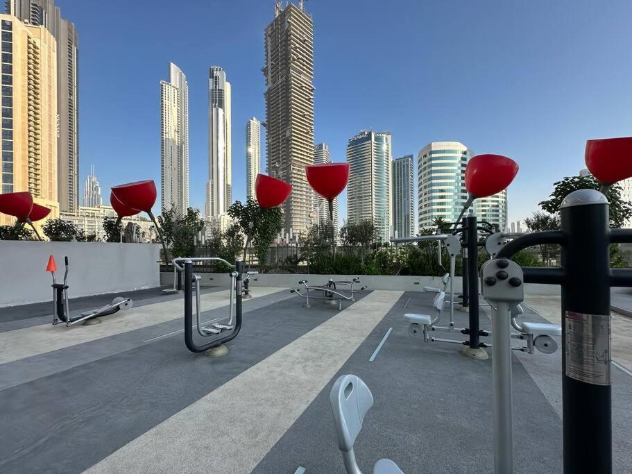 Sky High Comfort 1br Study With And Canal Views Apartamento