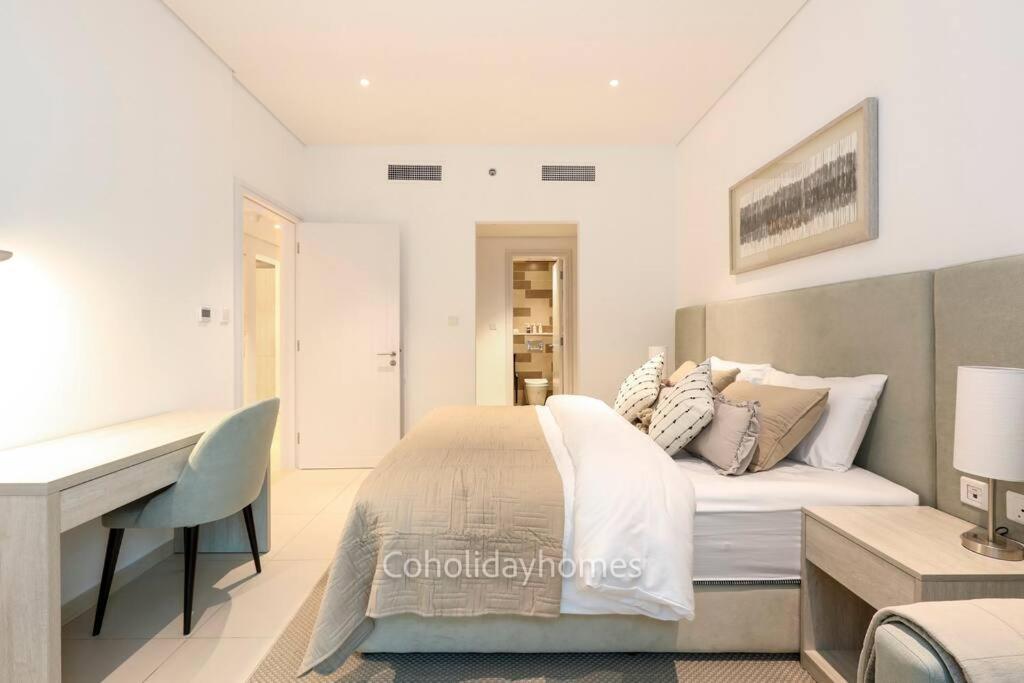 1 Bedroom Rooftop Infinity Pool & Padel Court Appartement