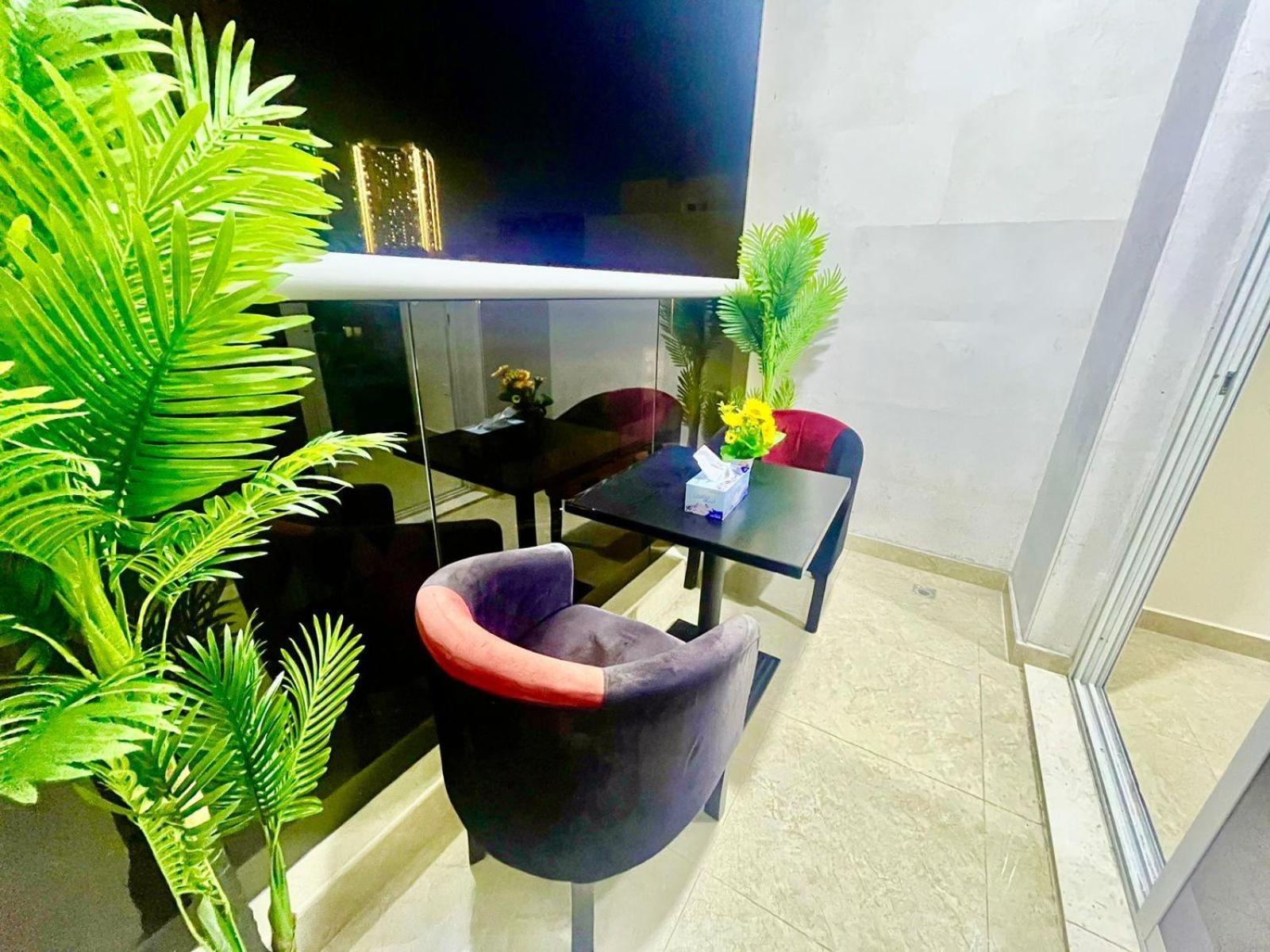 Brand New Near Adcb Metro * Dubaï