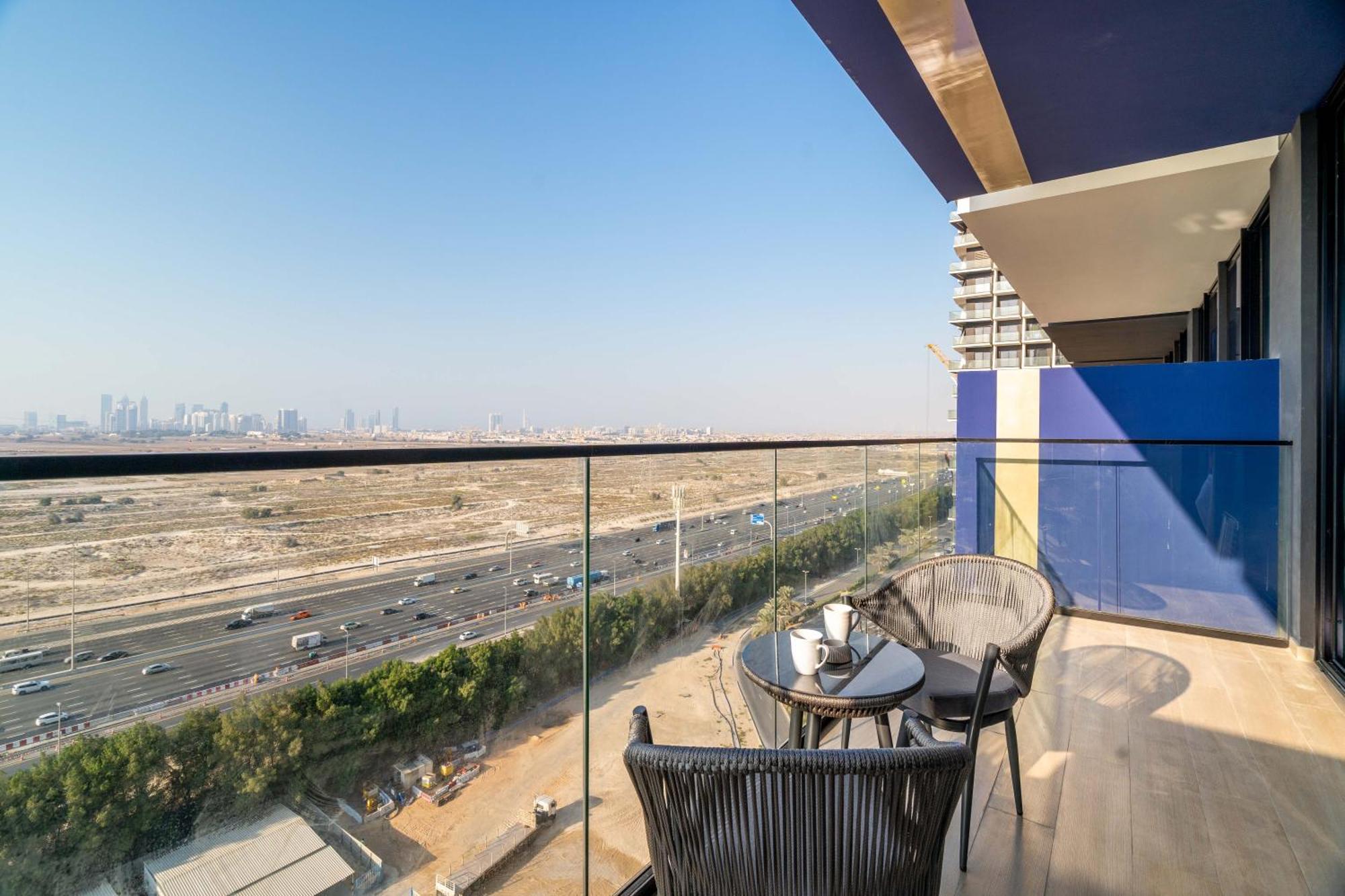 Modern 1br In Jvc With Amazing Amenities