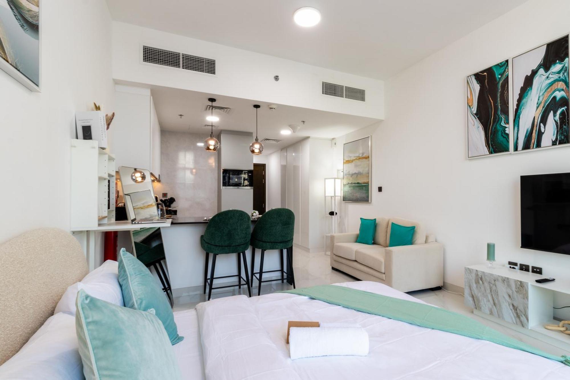 Appartement Queen Bed, Full Kitchen, New Unit Dubaï