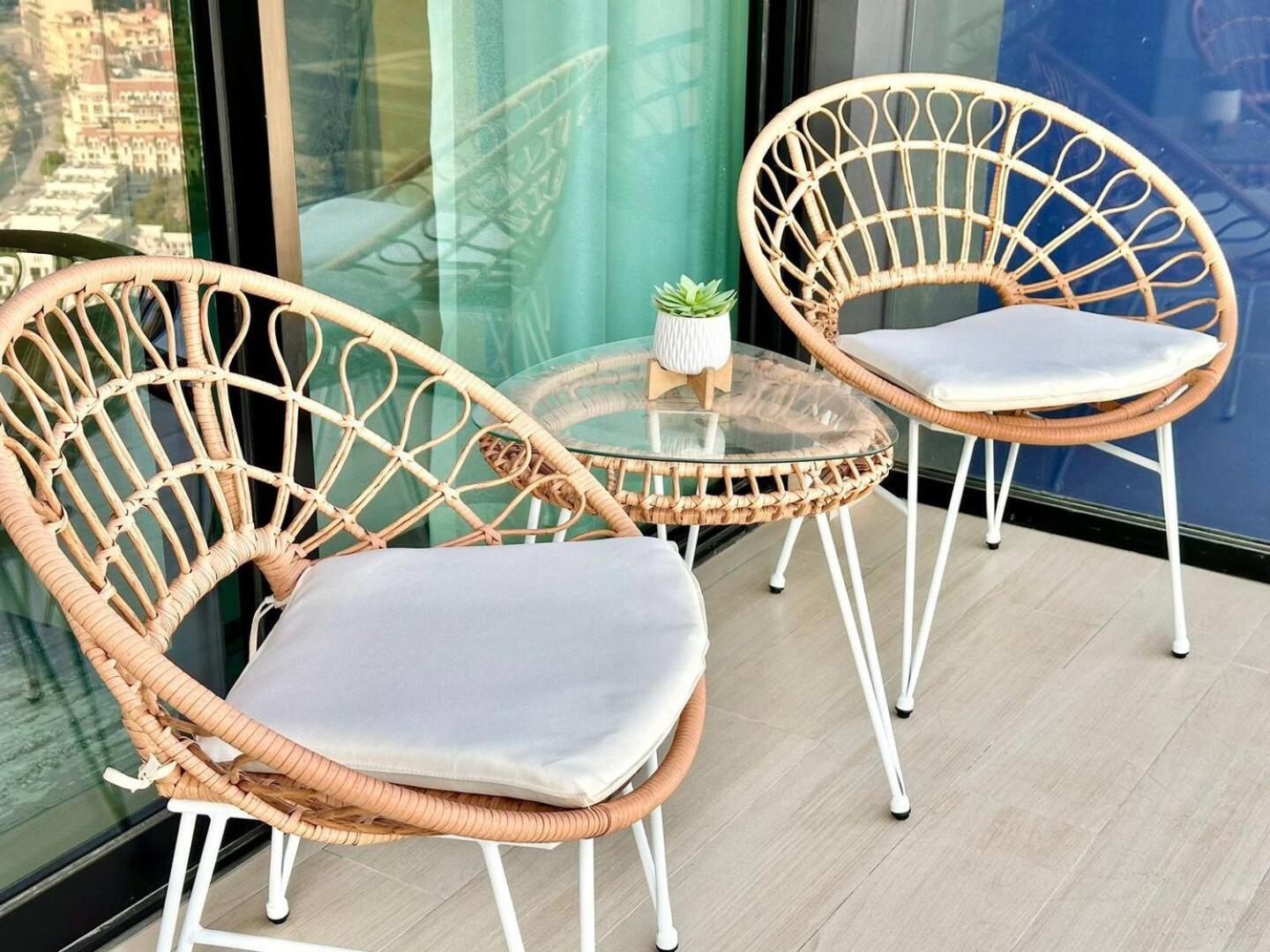 Lejlighed Fully Furnished 1 Bedroom With Balcony Dubai