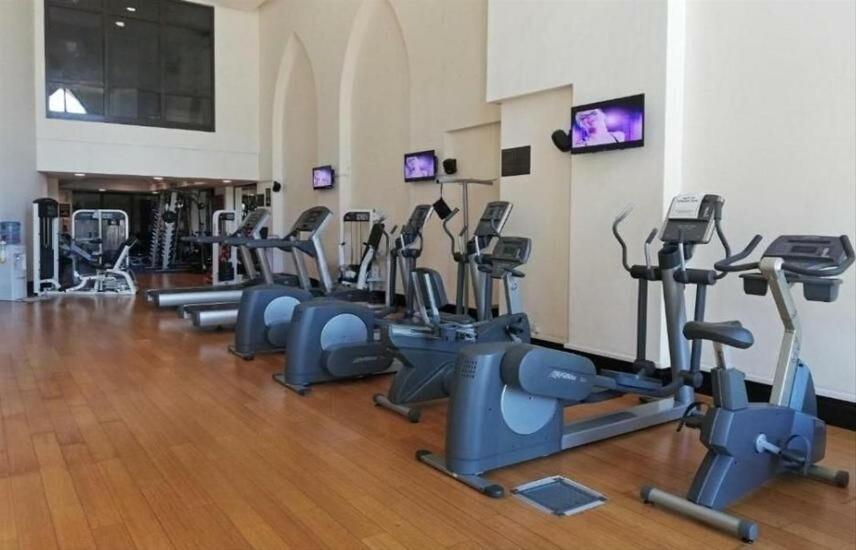 Upgraded 1br Retreat With Iconic Burj Khalifa Views Lejlighed Dubai