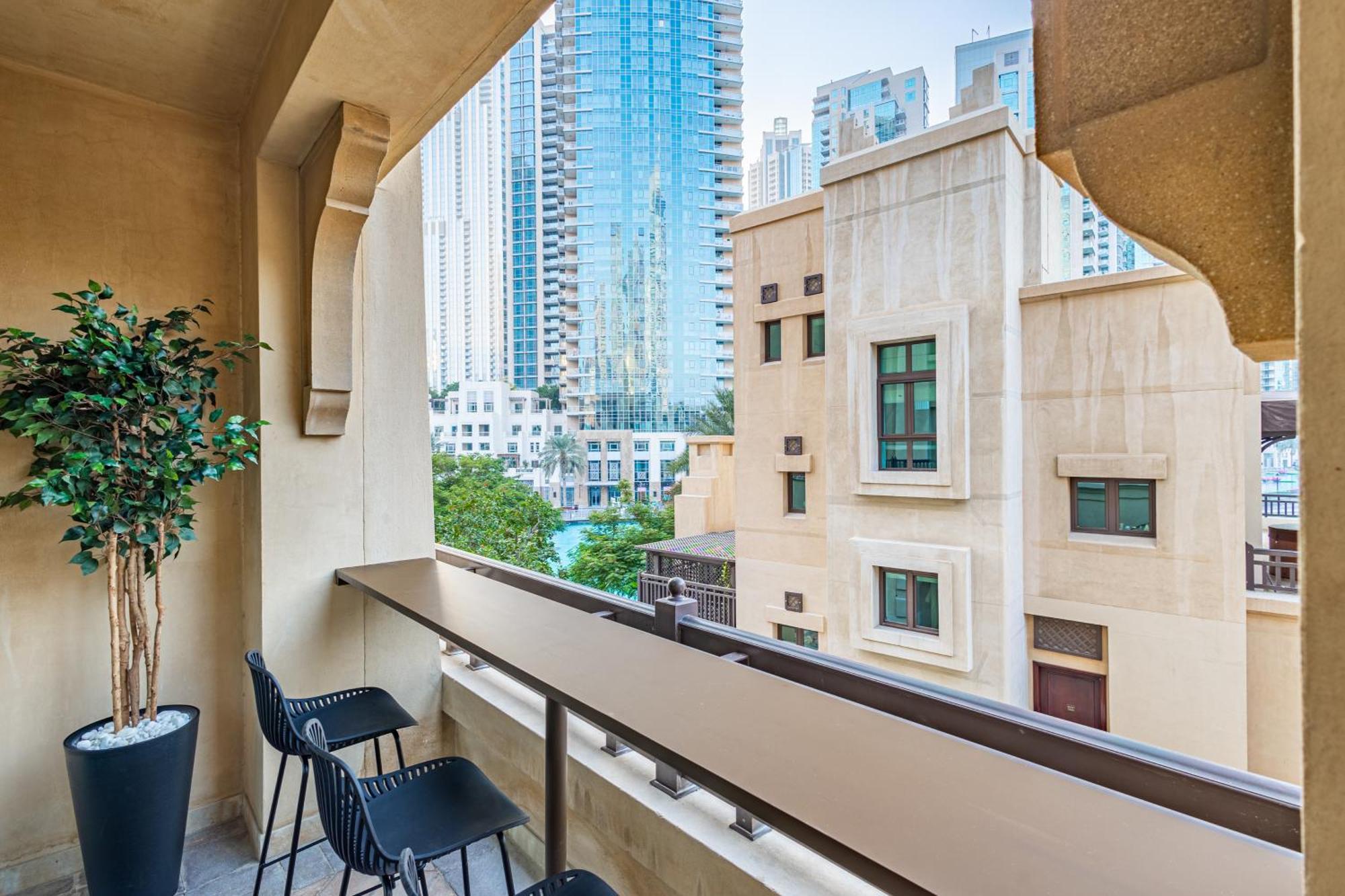 Upgraded 1br Retreat With Iconic Burj Khalifa Views Lejlighed *