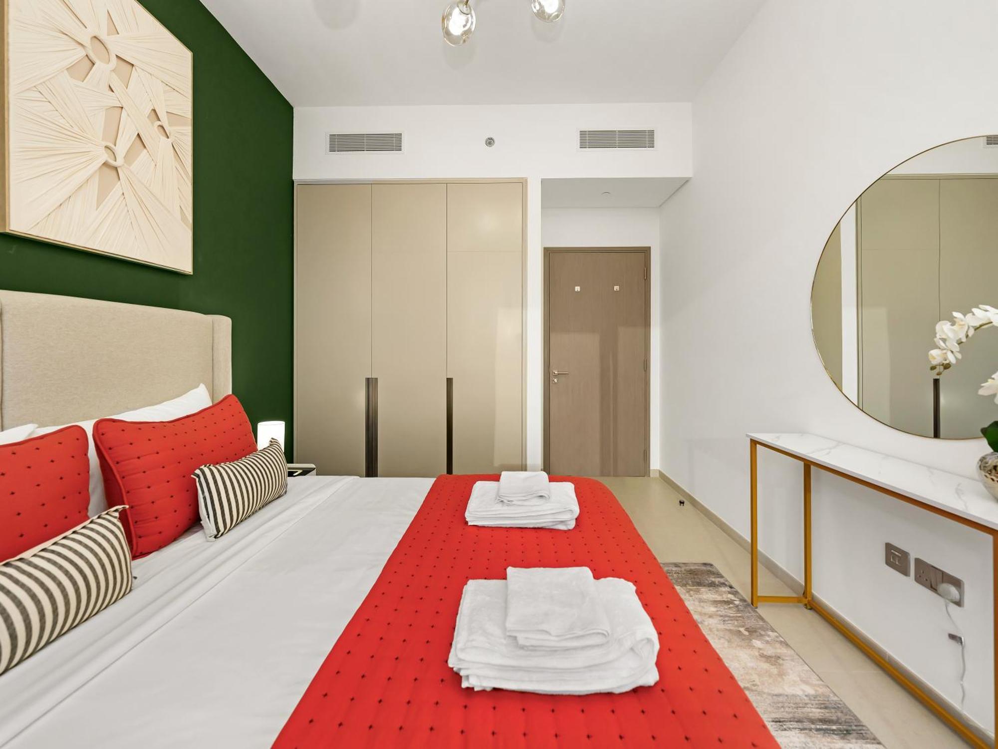 Luxury Two Bedroom With Balcony, Full Burj Khalifa & Fountain Views By Delujo Apartamento Dubái