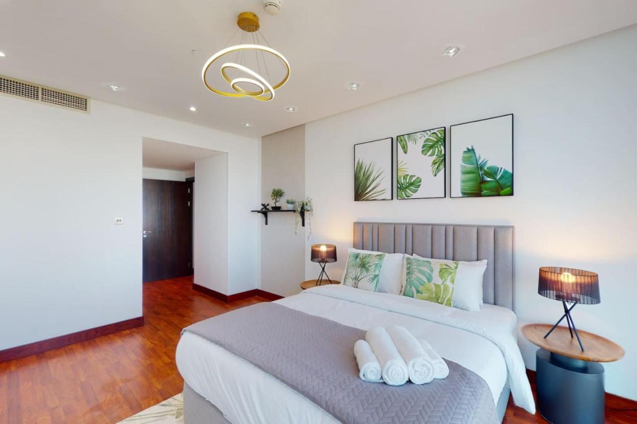 23 Marina - Luxurious Four Bedroom With Sea View Apartemen *