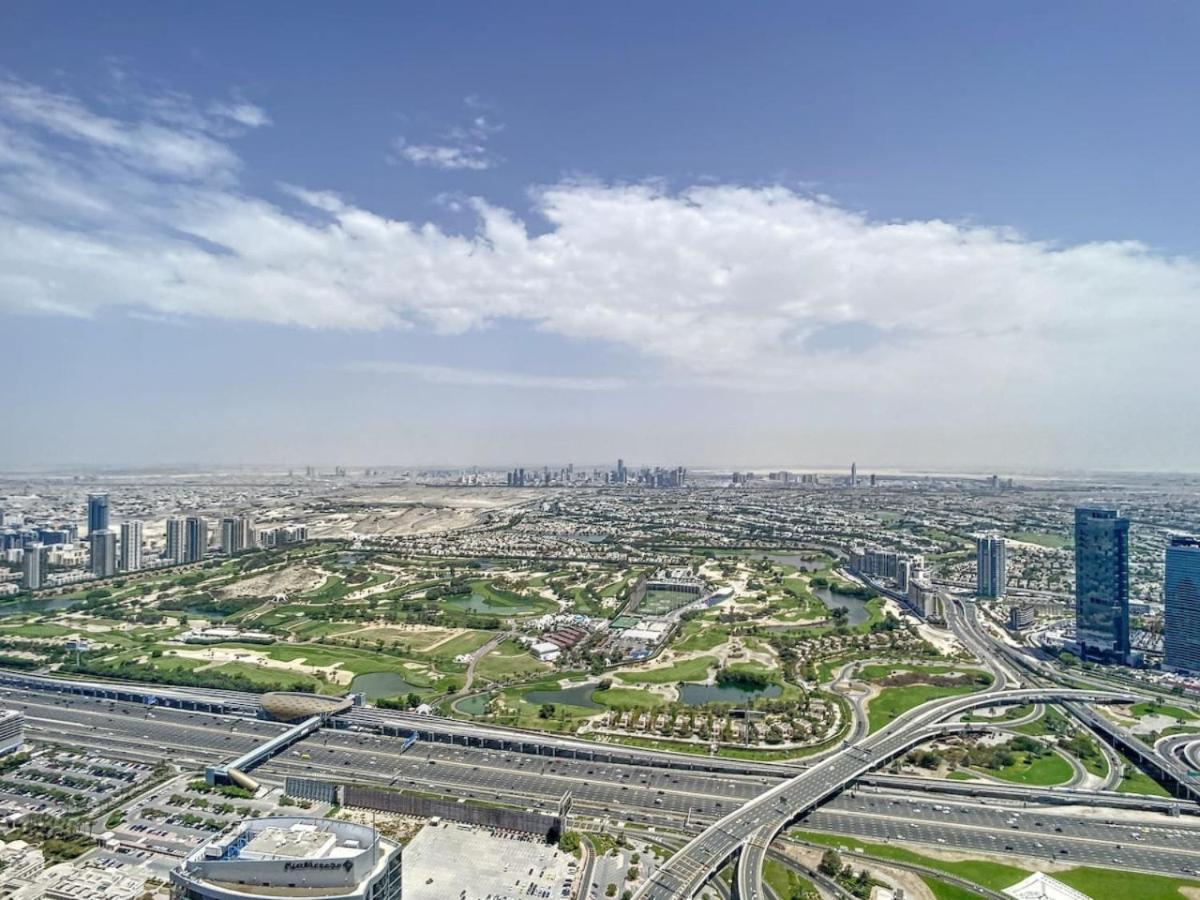 23 Marina - Luxurious Four Bedroom With Sea View Apartemen Dubai