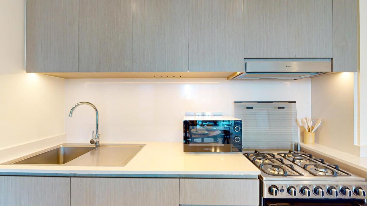 Grande - Elegant One Bed With View * Dubaï