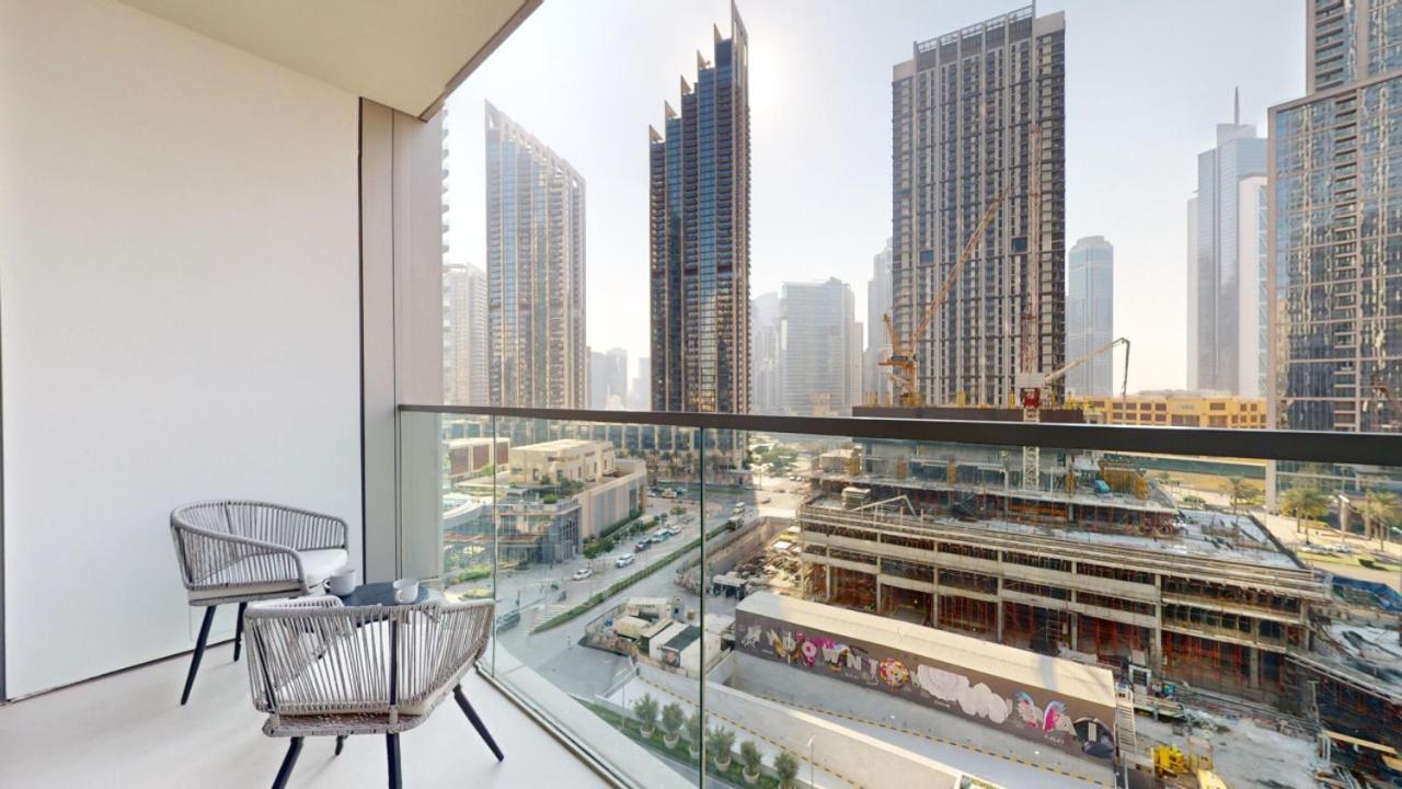 Grande - Elegant One Bed With View *