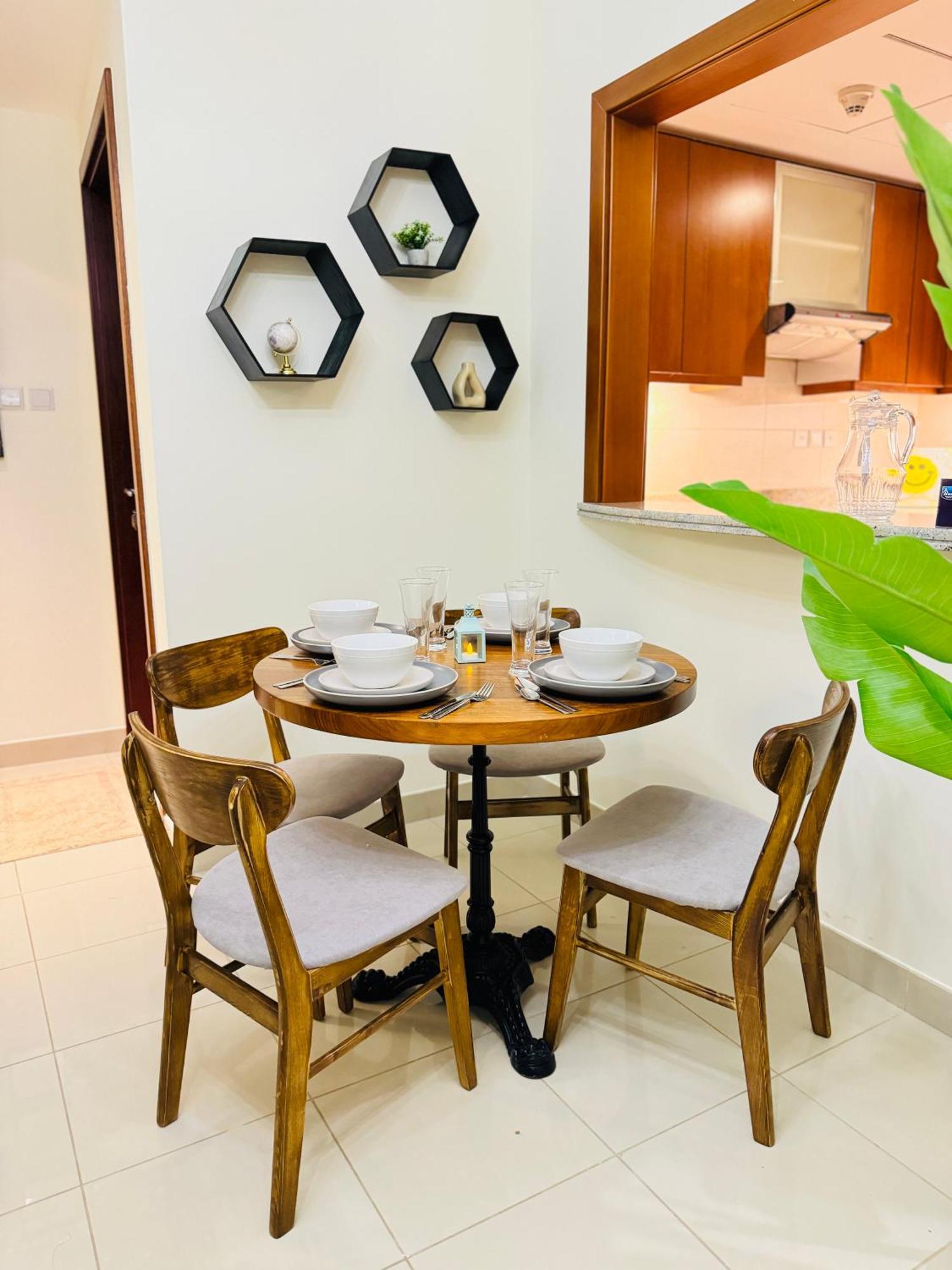 Appartement In Opposite To Burj Khalifa *