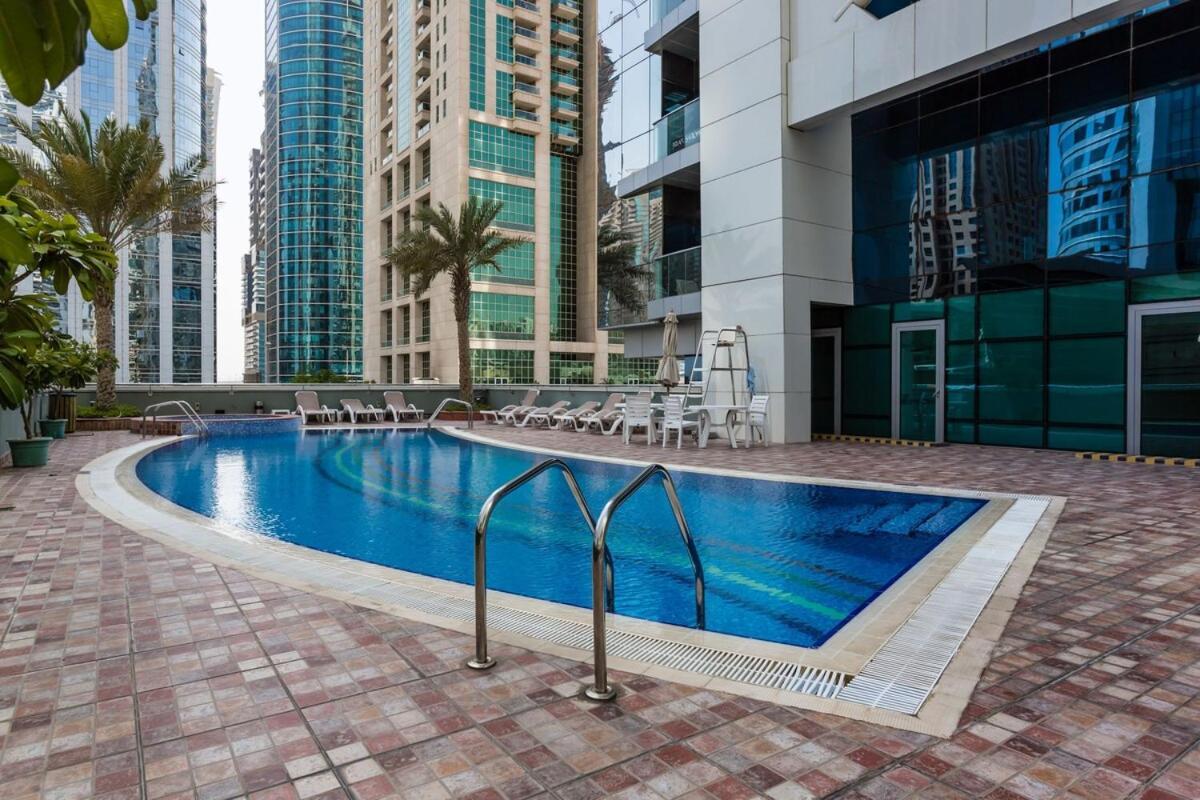 La Buena Vida Homes - Luxe 1bd, Boutique Full Lakeview 1m To Metro, & Almas Tower Apartment Dubai