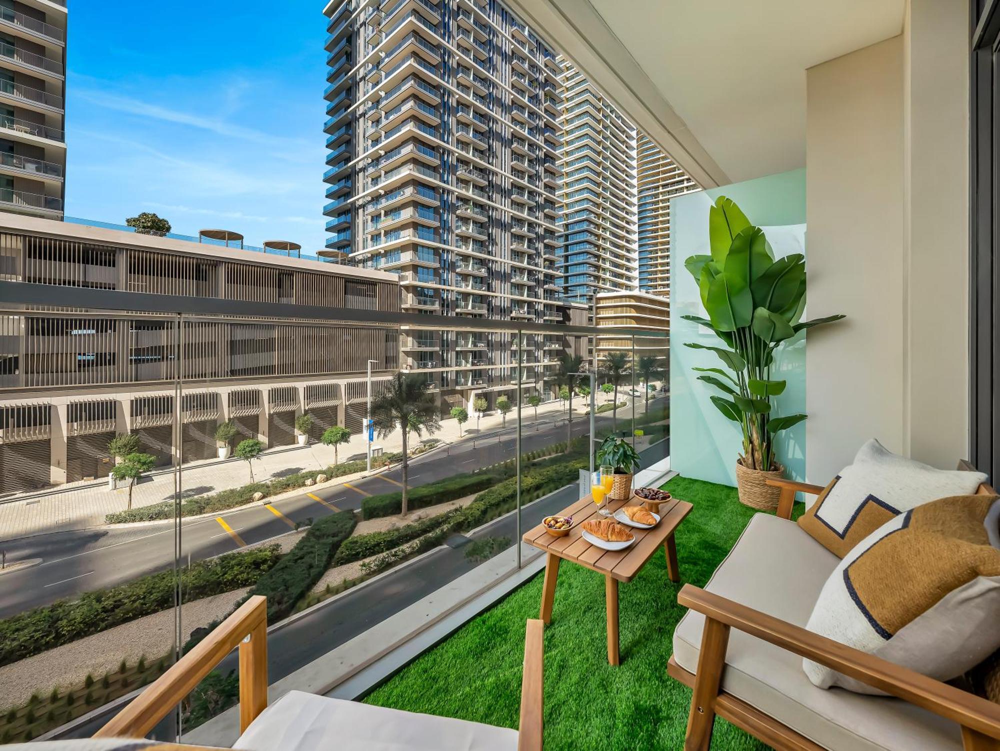 Chic 1 Bedroom On Private In Harbour * Dubai
