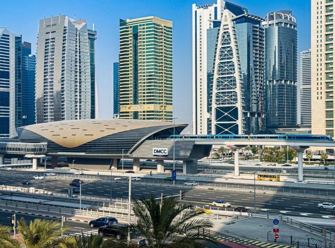 Amazing 1 Bed In Marina * Dubaï