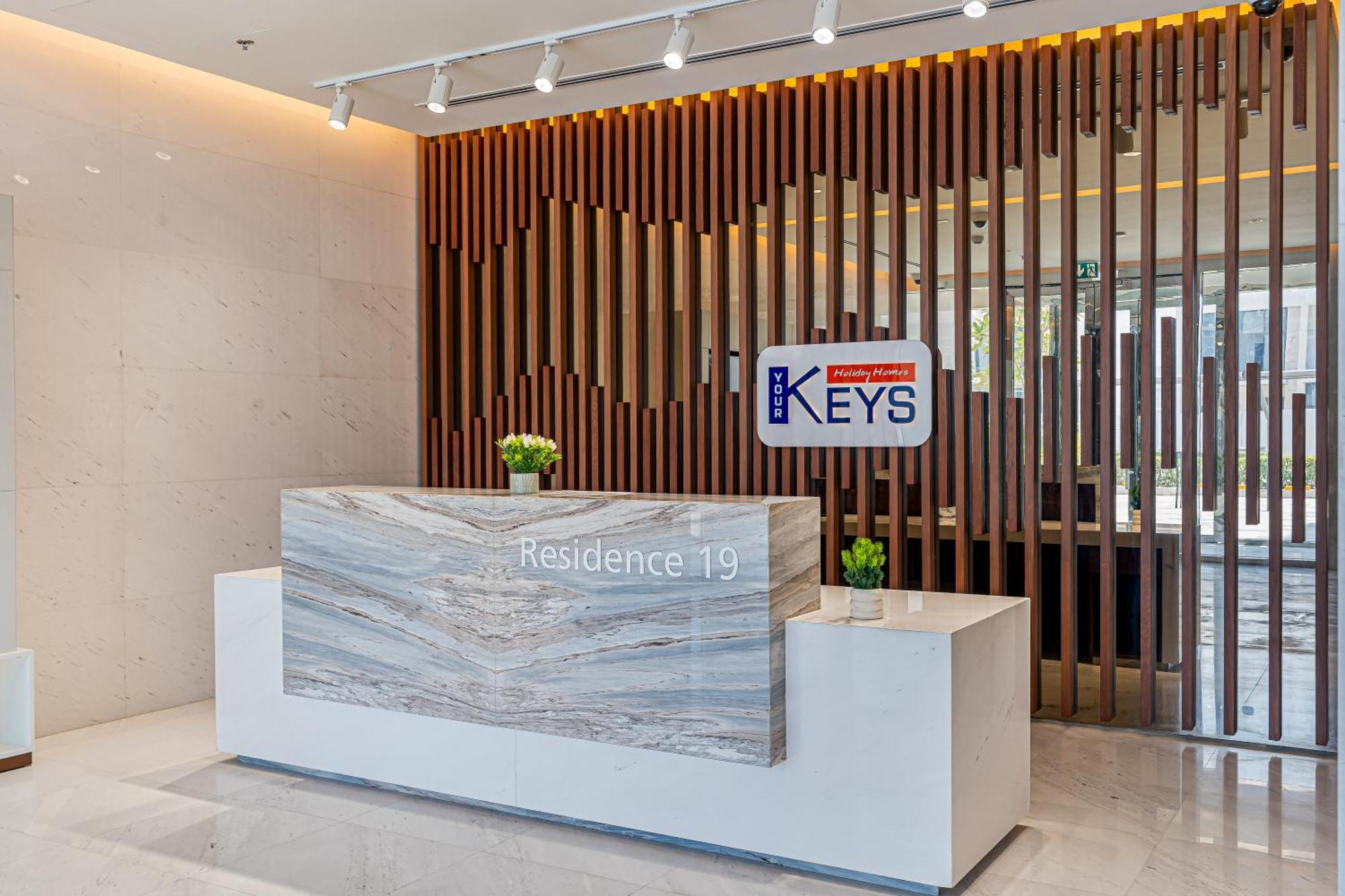 Your Keys Homes Apartahotel *