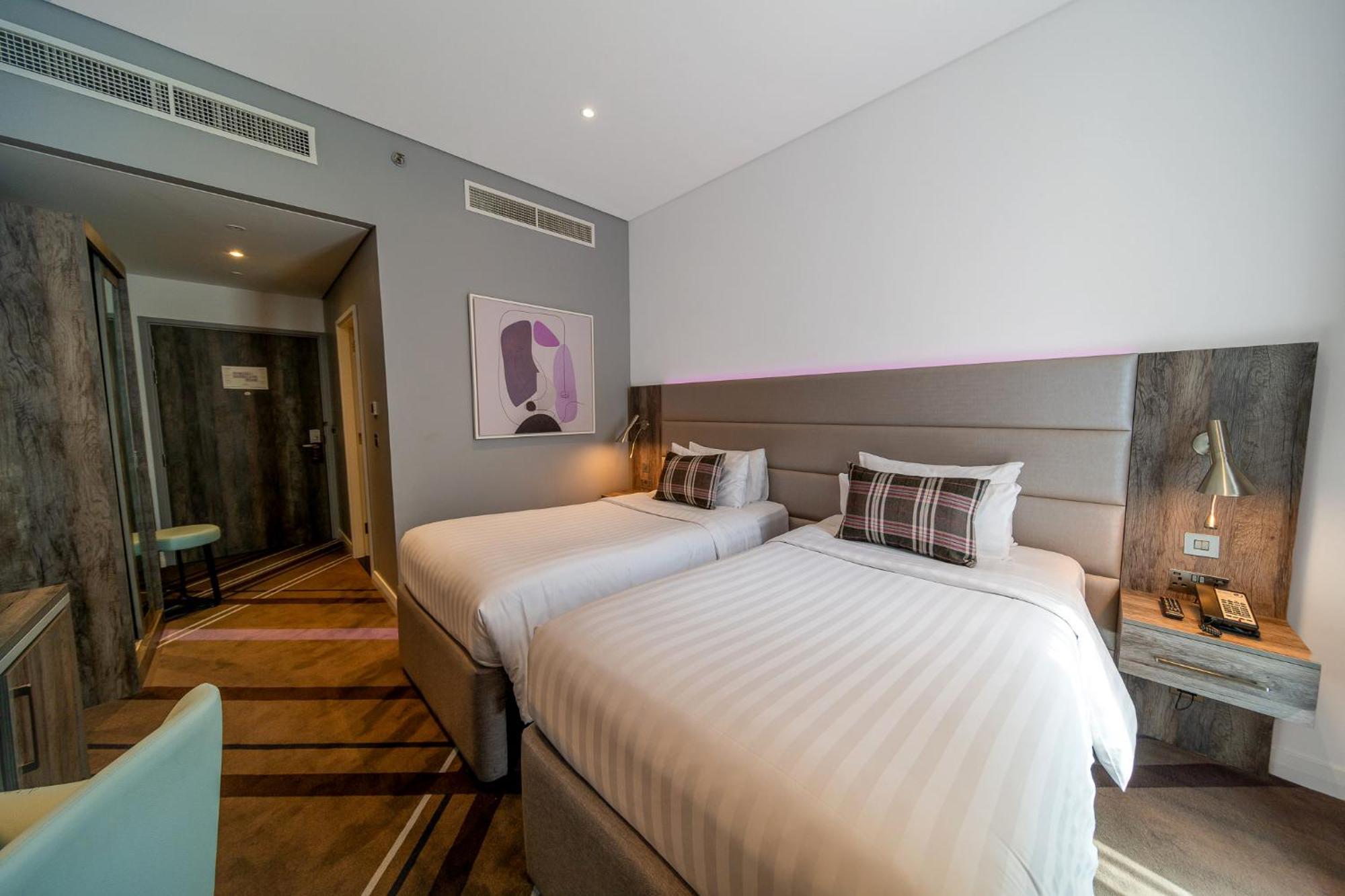 Premier Barsha Heights Hotell 3*
