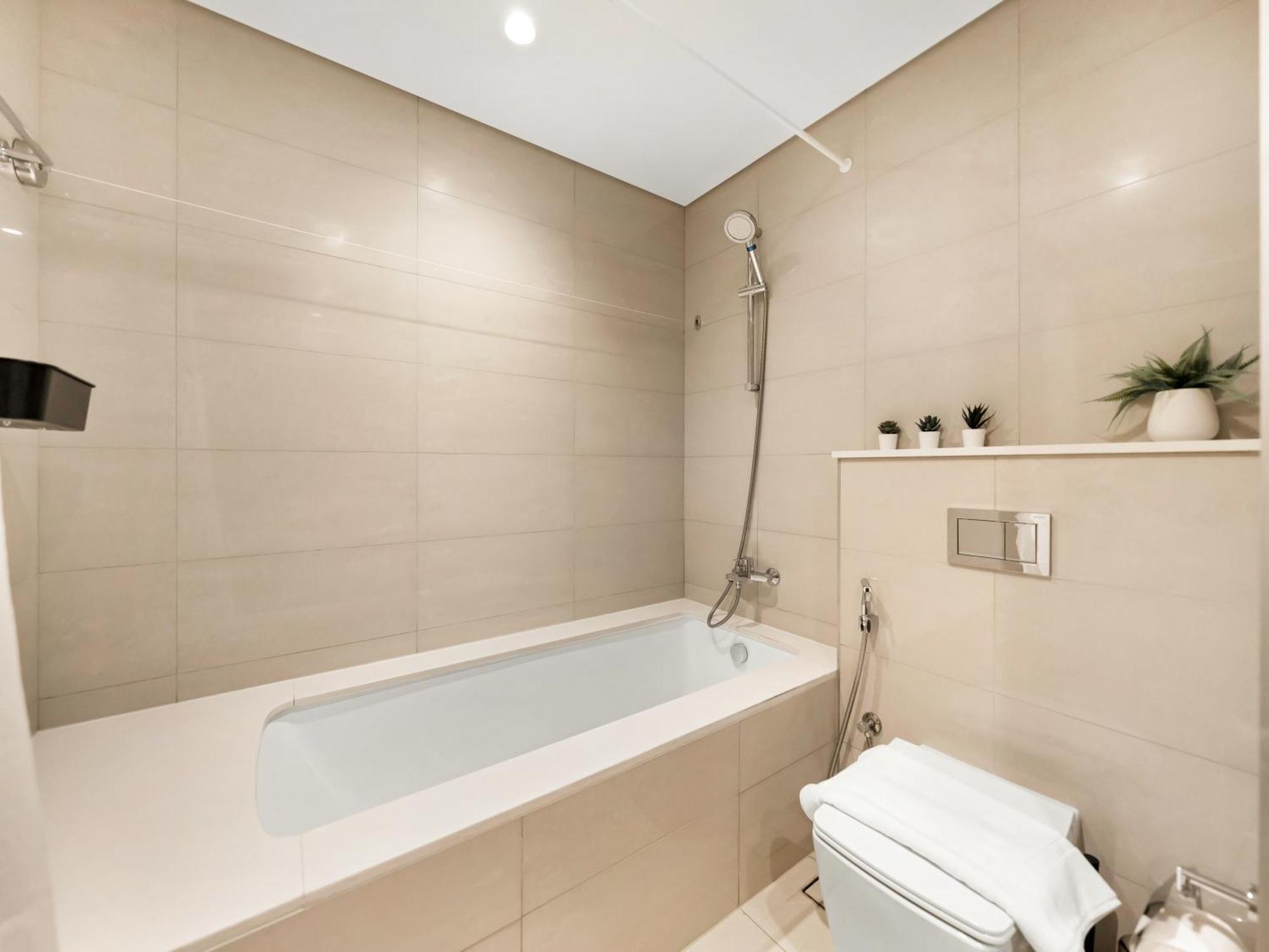 The Burj Khalifa Luxury 2-bed In Burj Royale *