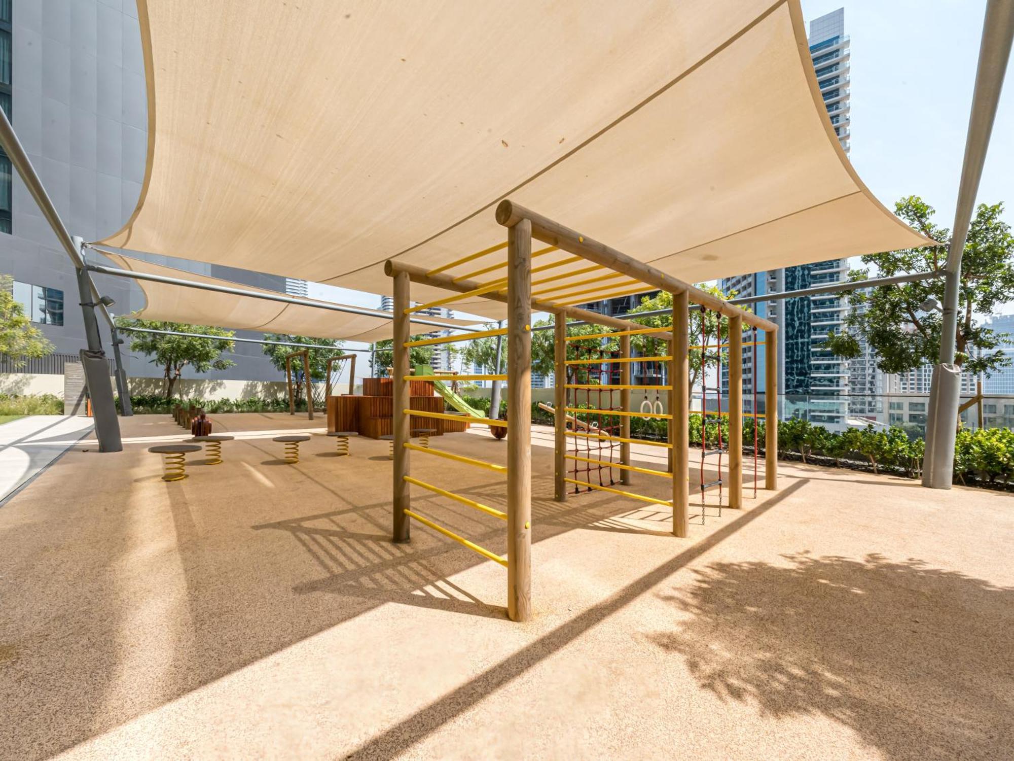 The Burj Khalifa Luxury 2-bed In Burj Royale Apartemen Dubai