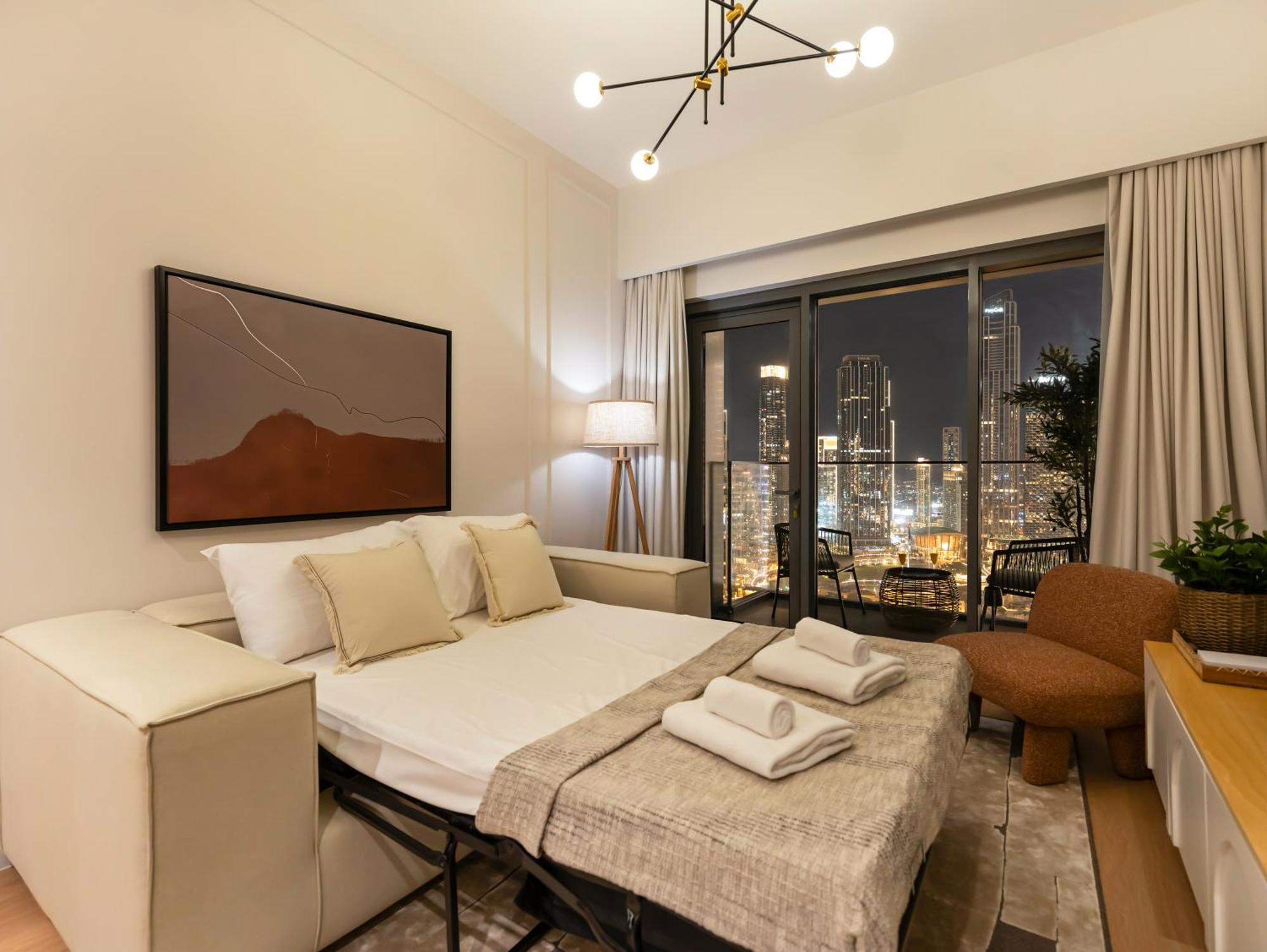 The Burj Khalifa Luxury 2-bed In Burj Royale *