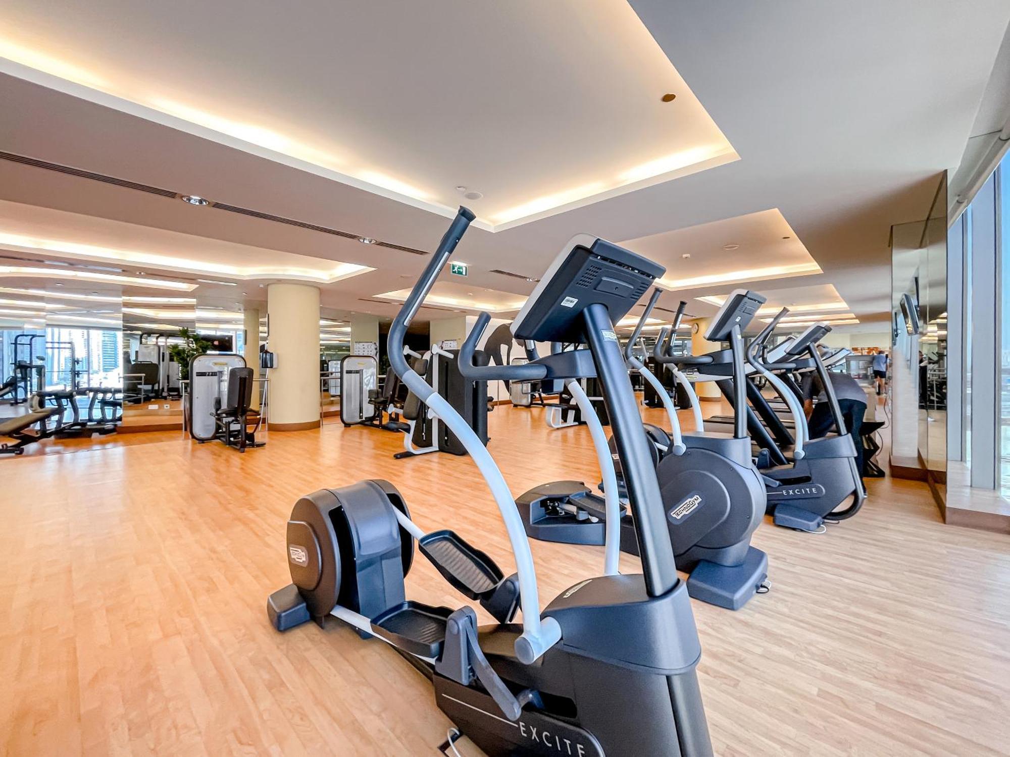Appartement Marina View With Direct Access To Marina Mall *