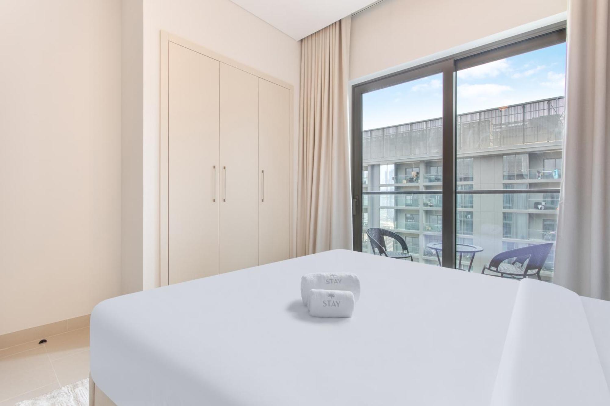 By Latinem Luxury 1br Cv A2705 Near Mall Apartment
