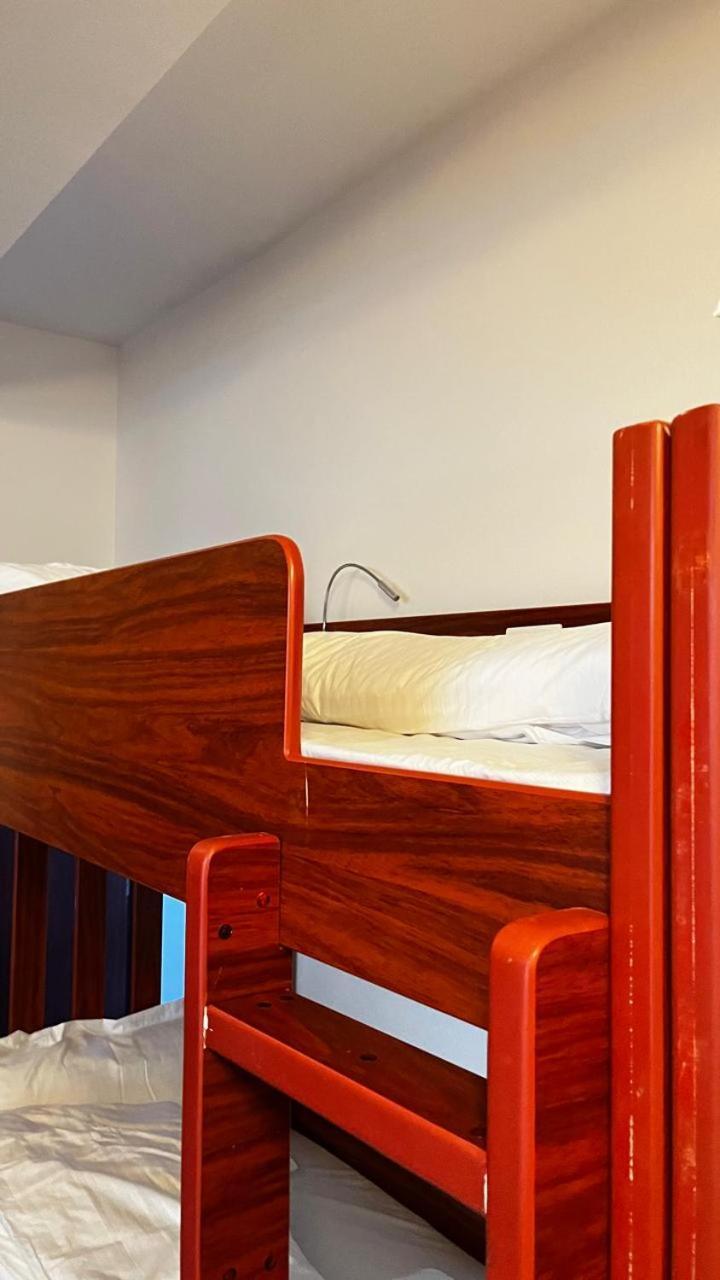 Capsulehotel Ocean Glimpse Dubai