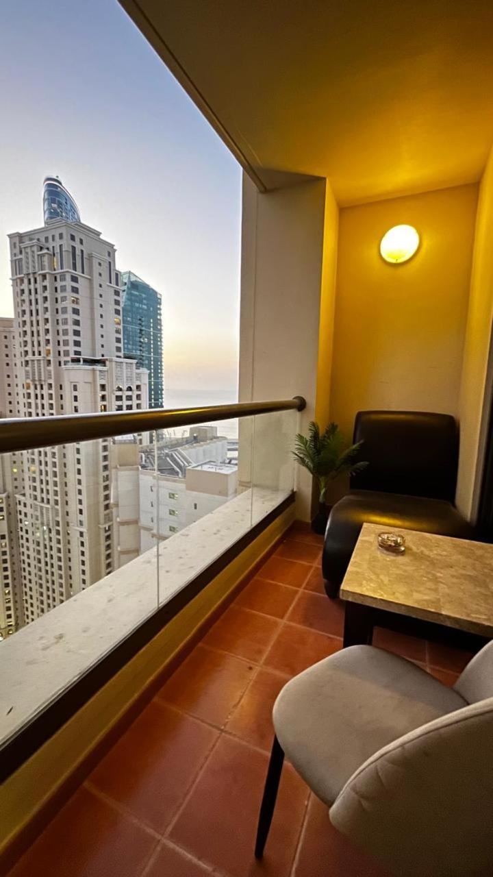 Ocean Glimpse Capsulehotel Dubai