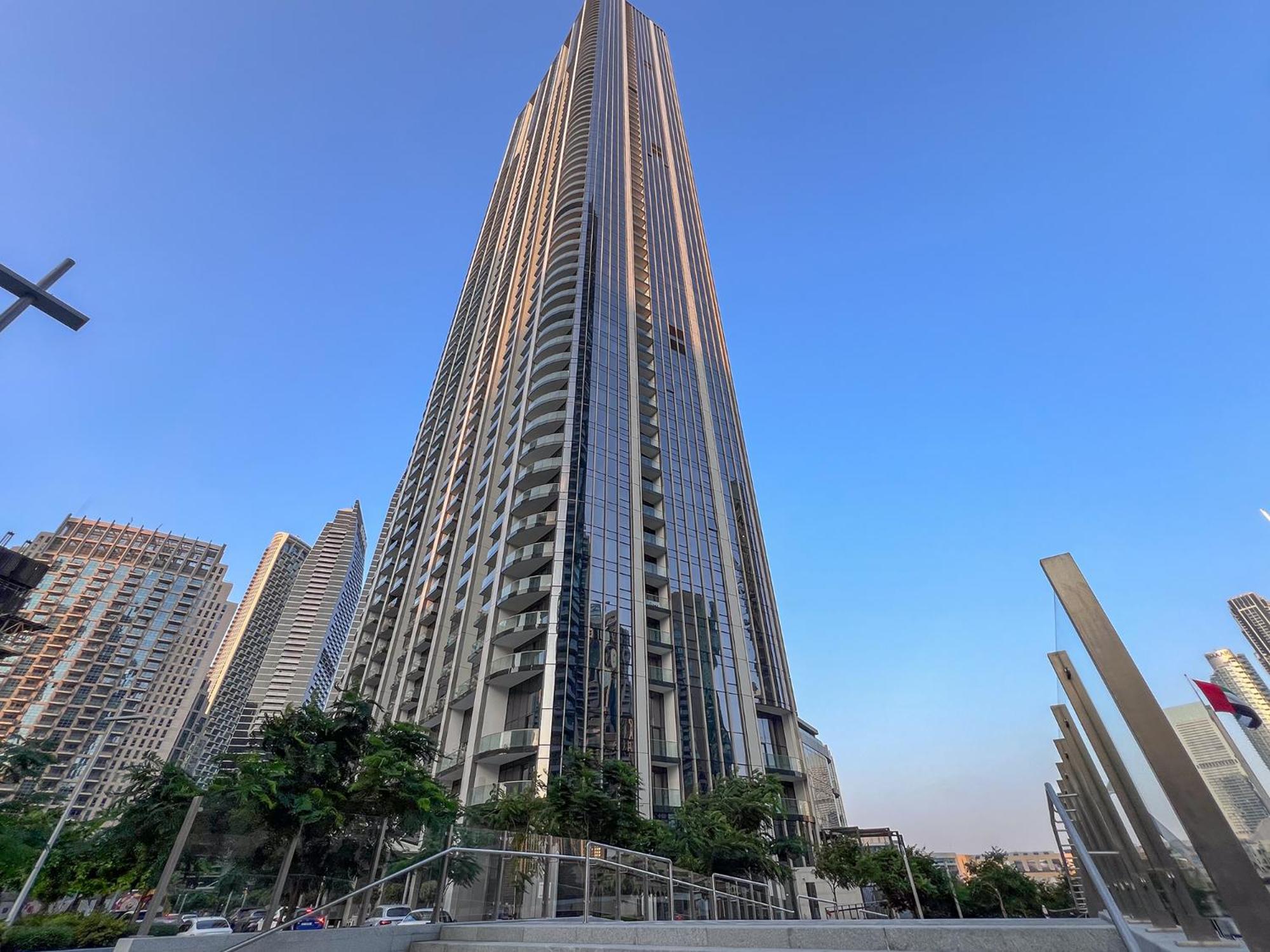 Skyline Majesty - Luxury Living With Full Burj Khalifa & Fountain Views - 1703 * Dubaï