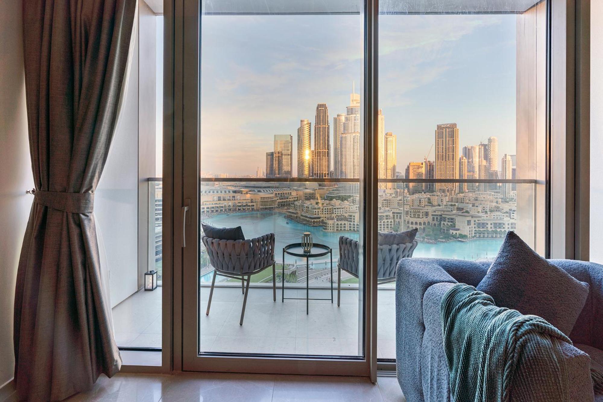 Skyline Majesty - Luxury Living With Full Burj Khalifa & Fountain Views - 1703 Appartement *