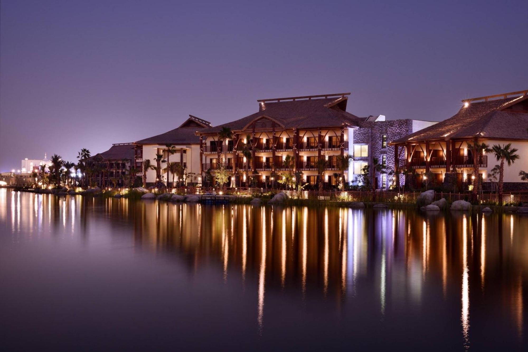 Resort Lapita, Parks And Resorts, Autograph Collection 5*