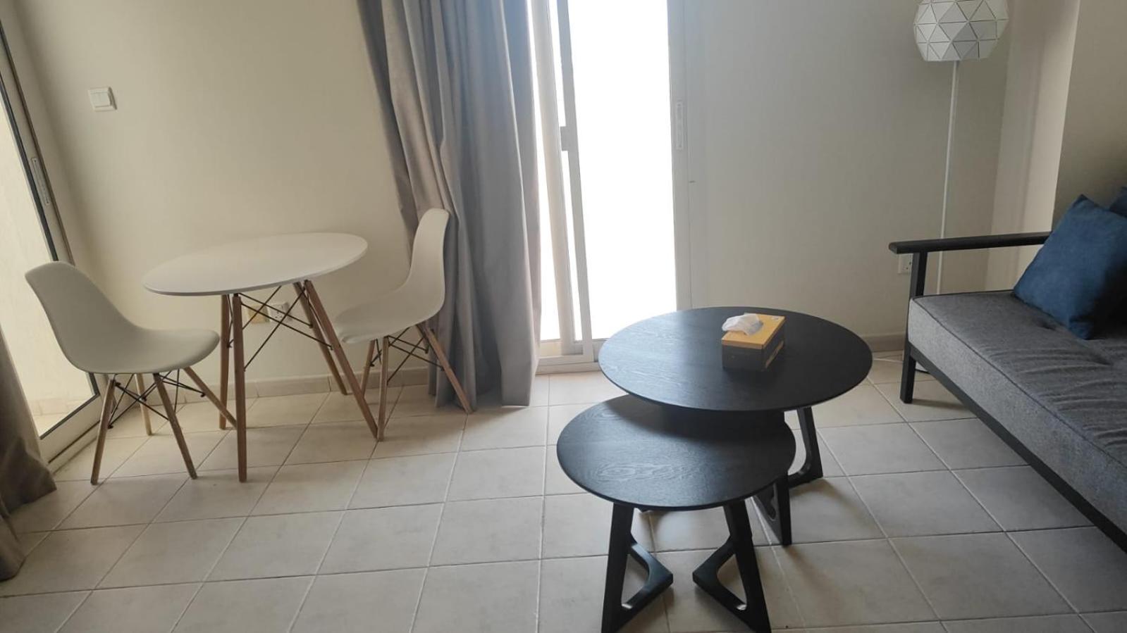 Apart-hotel Esaw *