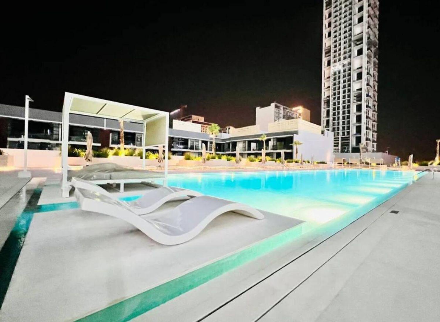 Luxe 1br 15mins-beach Infinity Pool -jumeirah Village Circle, Jvc ,dubai *