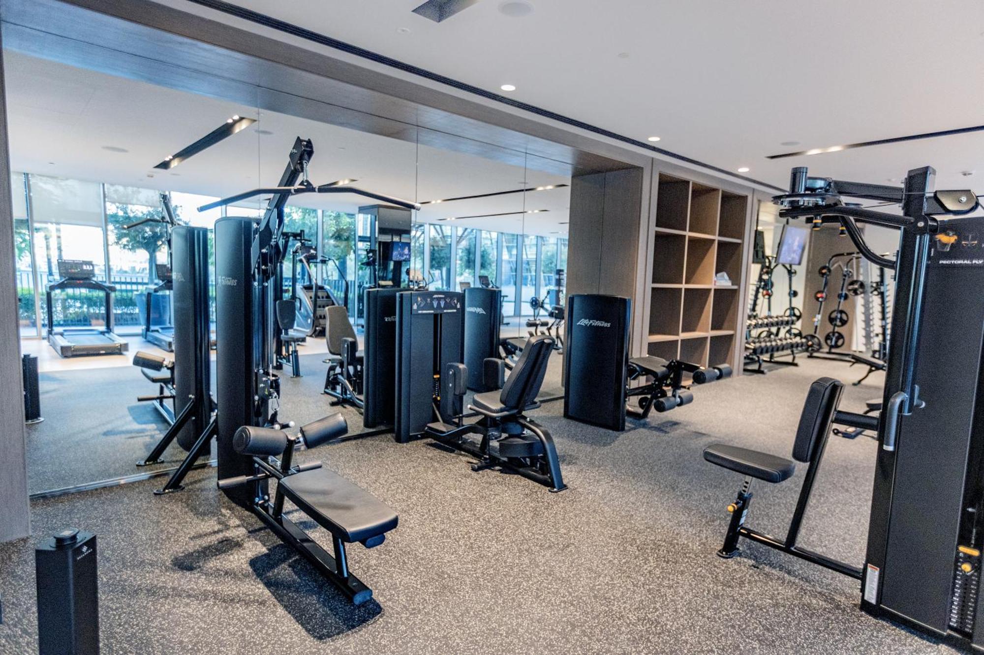 One Lux Grande Signature Residences Appartement