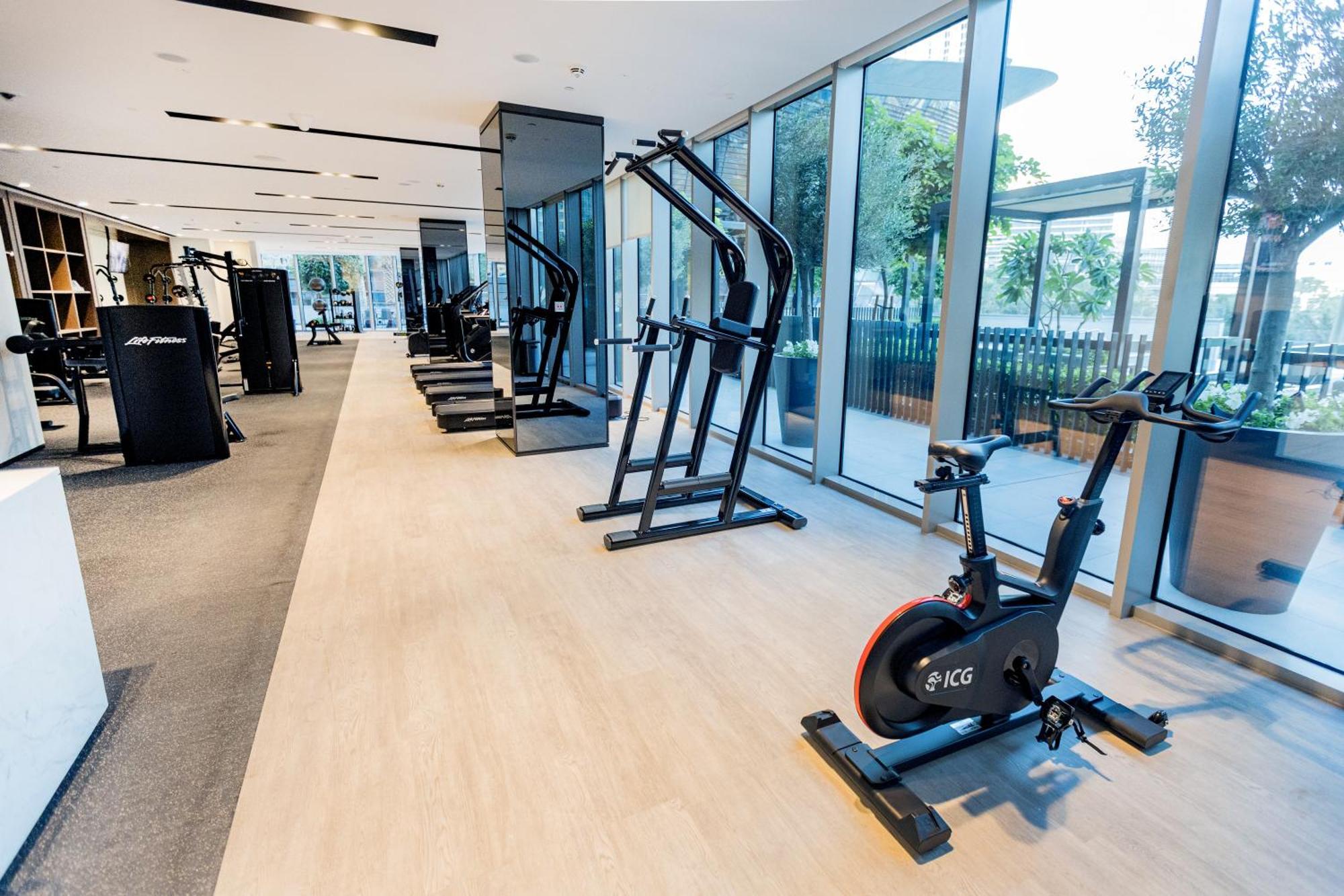 One Lux Grande Signature Residences *