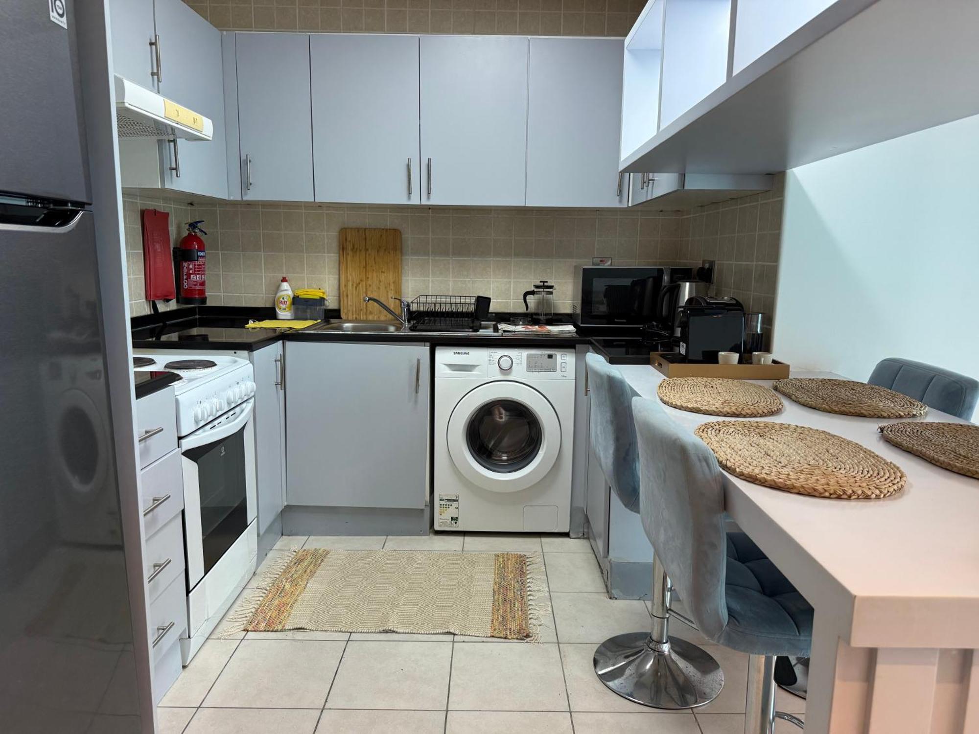 Apartment Stunning Marina-view 1 Bed Dubai