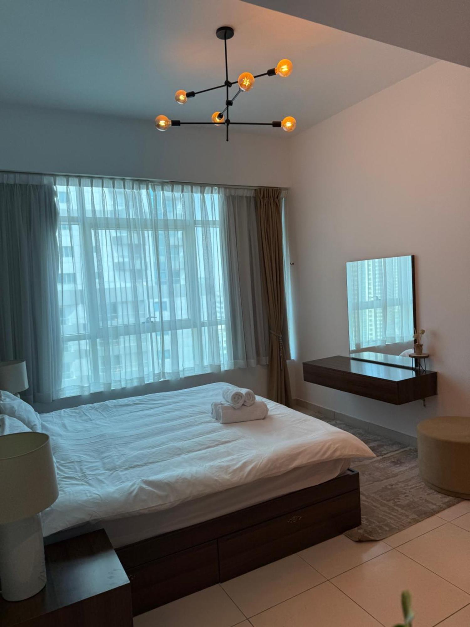 Stunning Marina-view 1 Bed Dubai