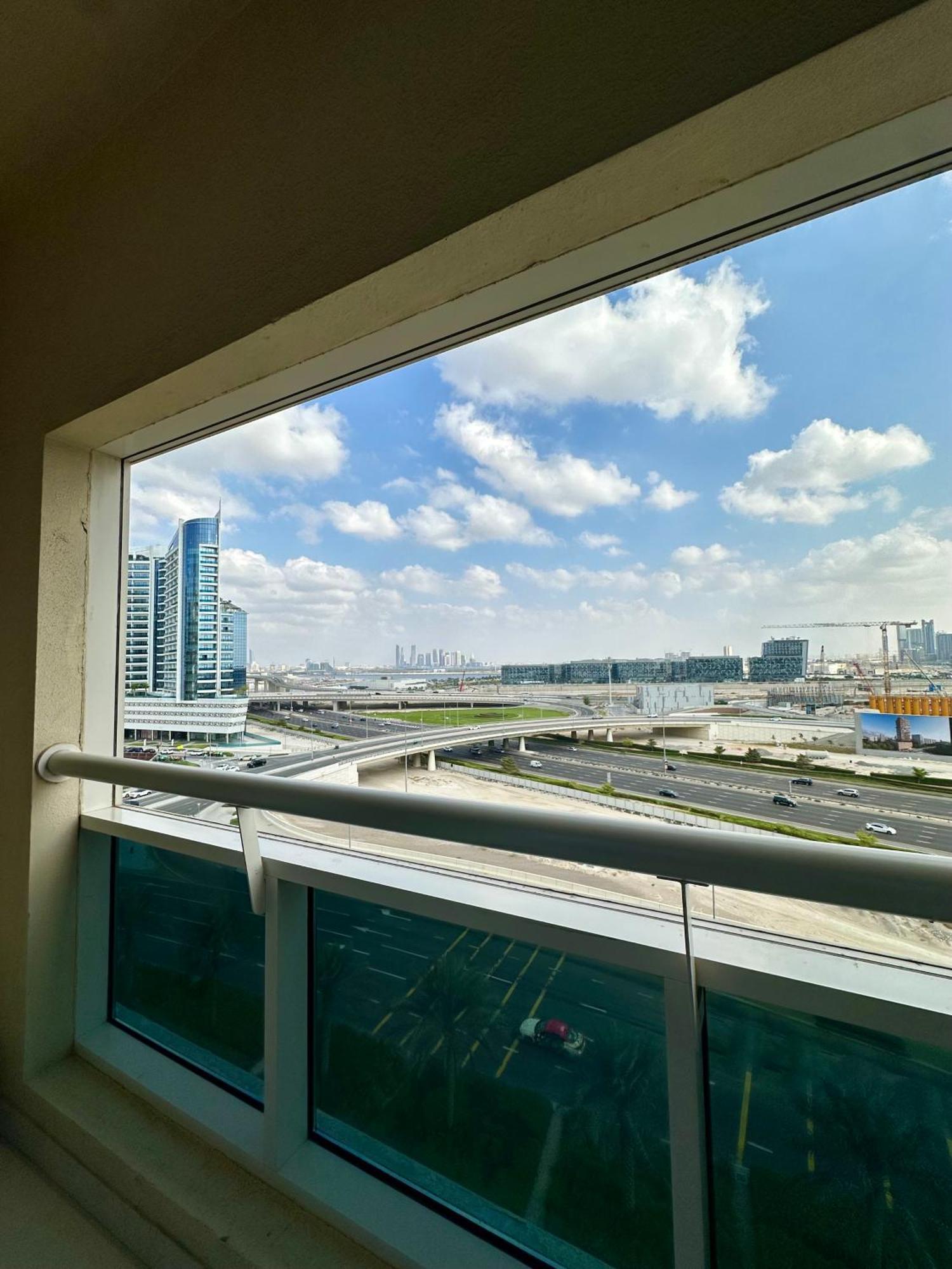 1 Bedroom In The Heart Of Business Bay Dubai