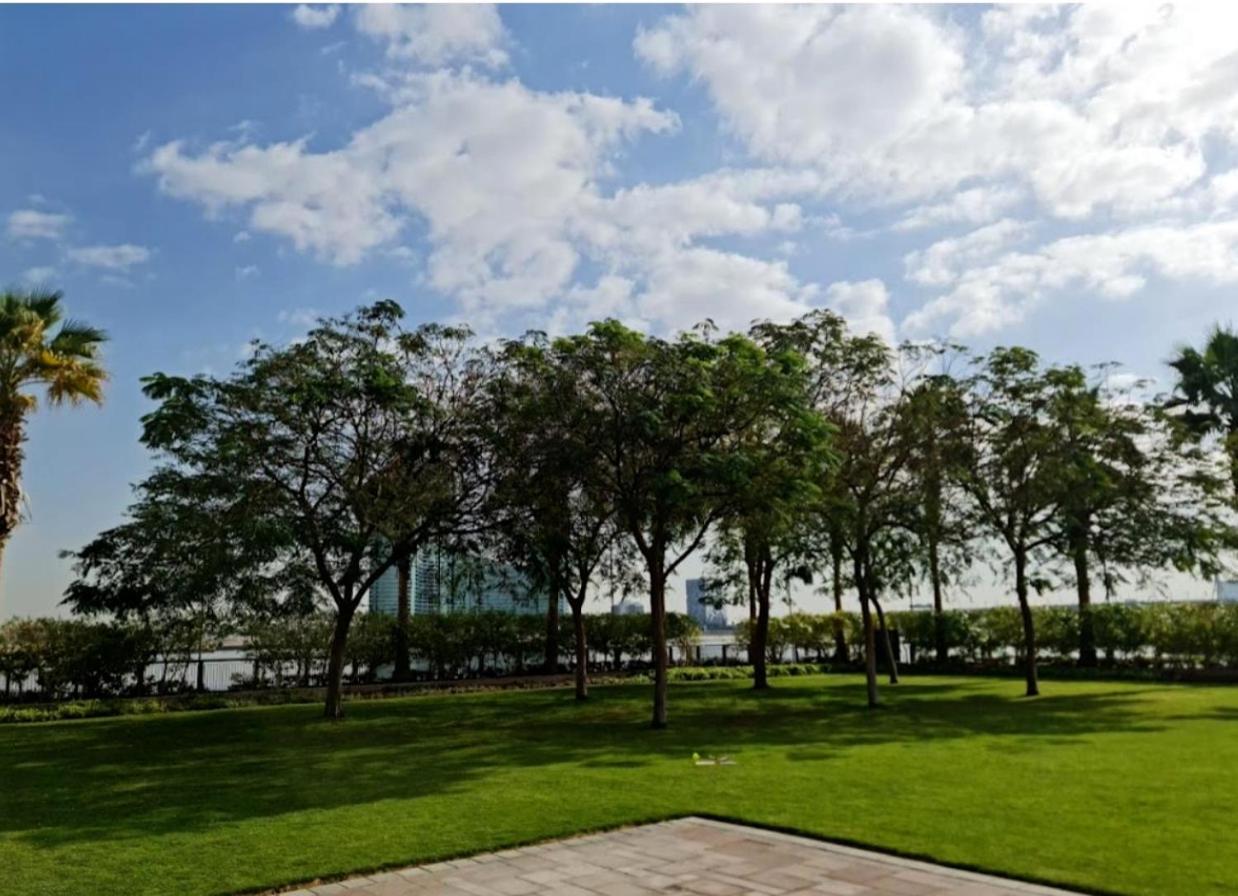 Appartement Chic 1br Iris Amber Al Jaddaf *