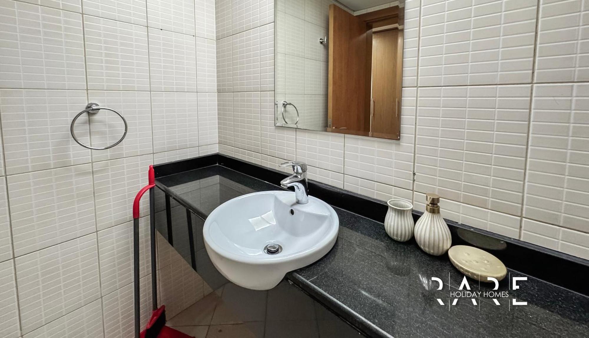 Apartment Rare Homes - View - The Vista Tower A - Production - R1503 Dubai