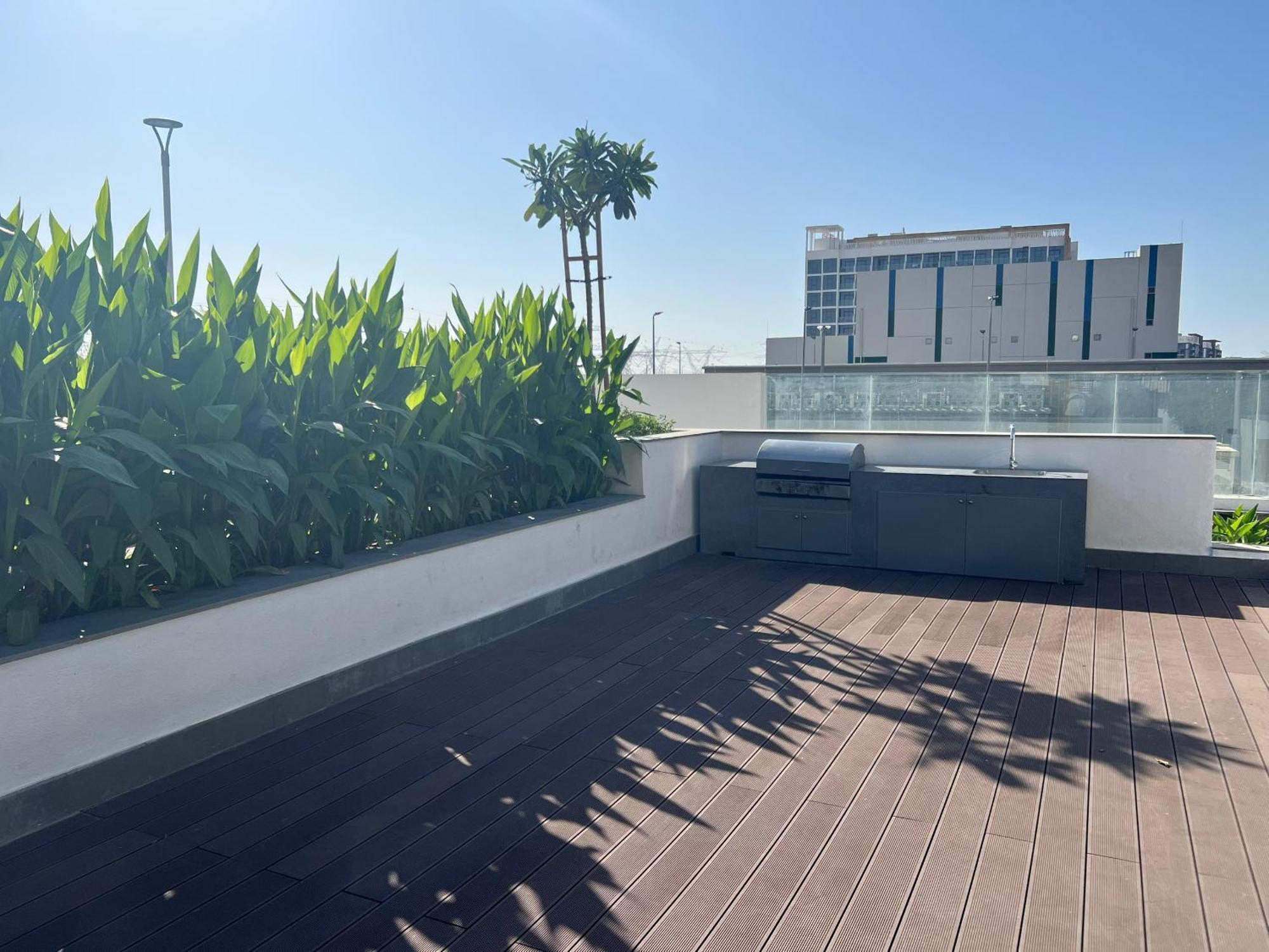 Special Offer At Azizi Riviera Apartemen Dubai