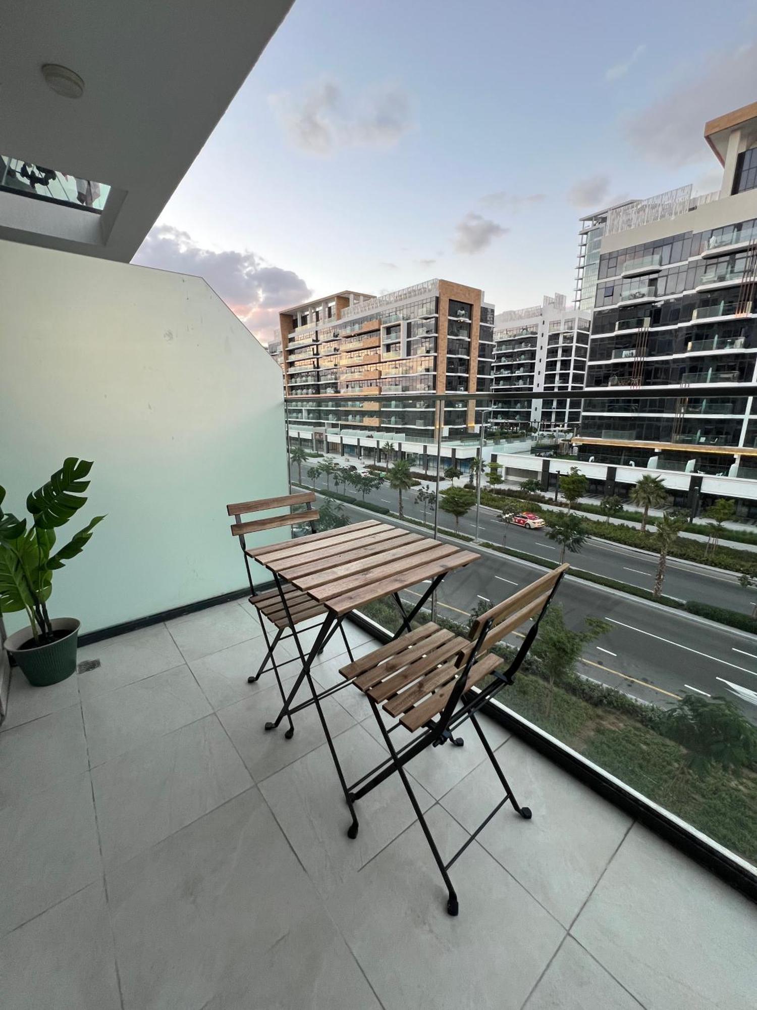 Special Offer At Azizi Riviera Apartemen