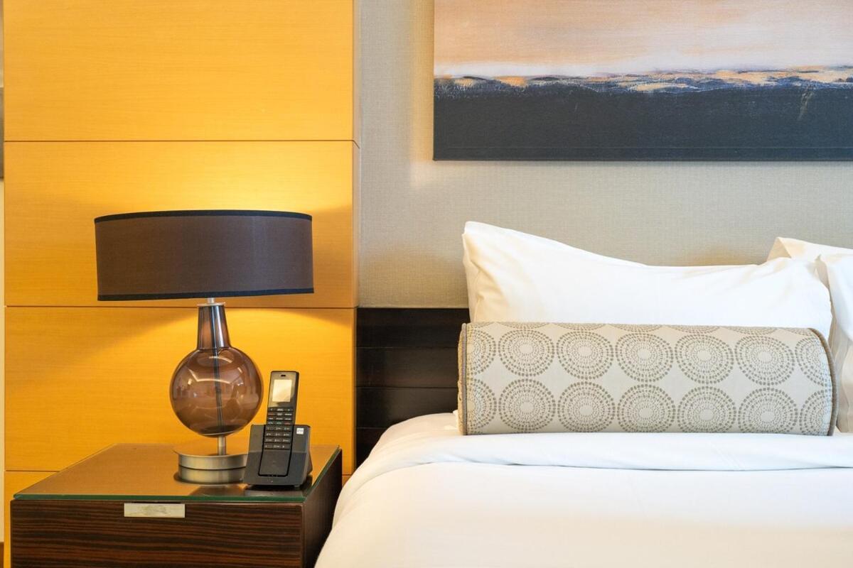 Elegant Studio Perfect For 2 At The Address Mall Apartment
