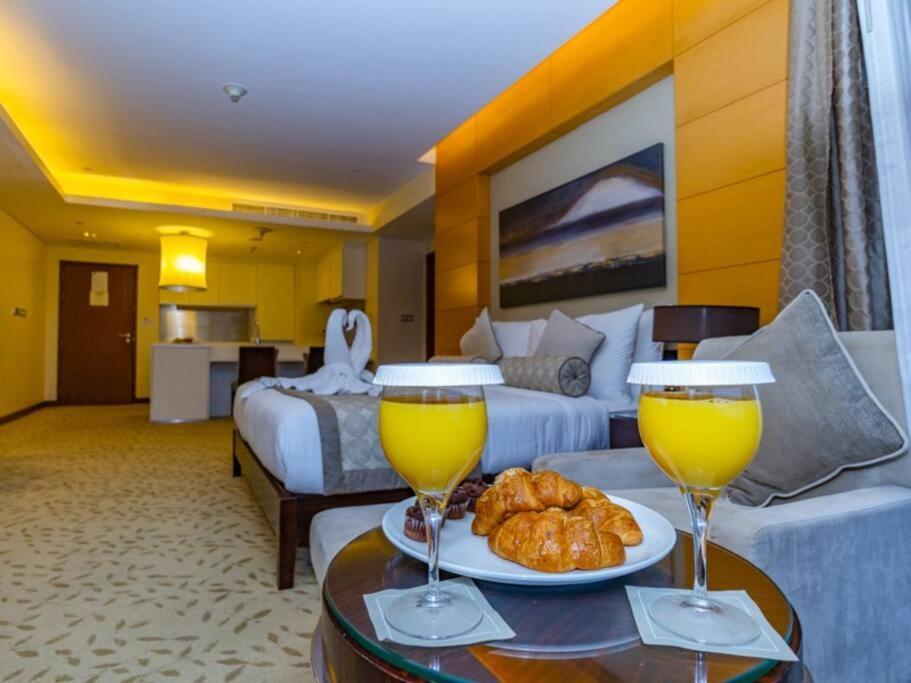 Creston Mall Residences Apartemen *