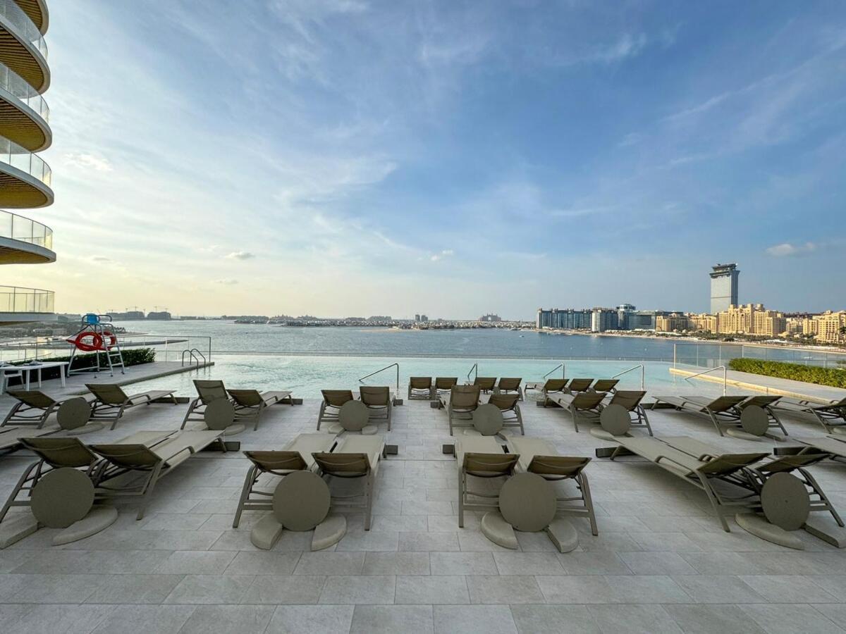 Seaview Living 2 Bedroom - Grand Bleu By Elie Saab Apartment