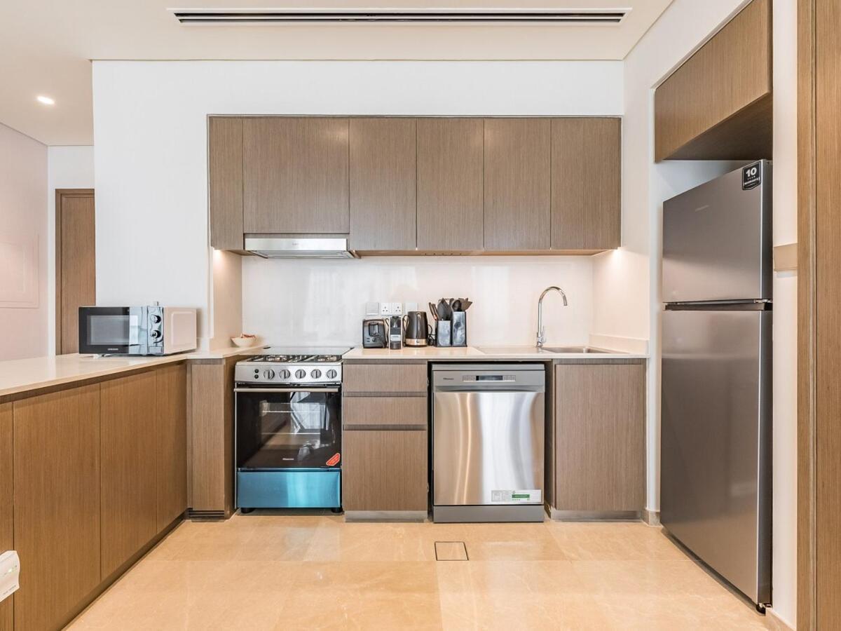 Luxurious 1br Grande Signature Appartement