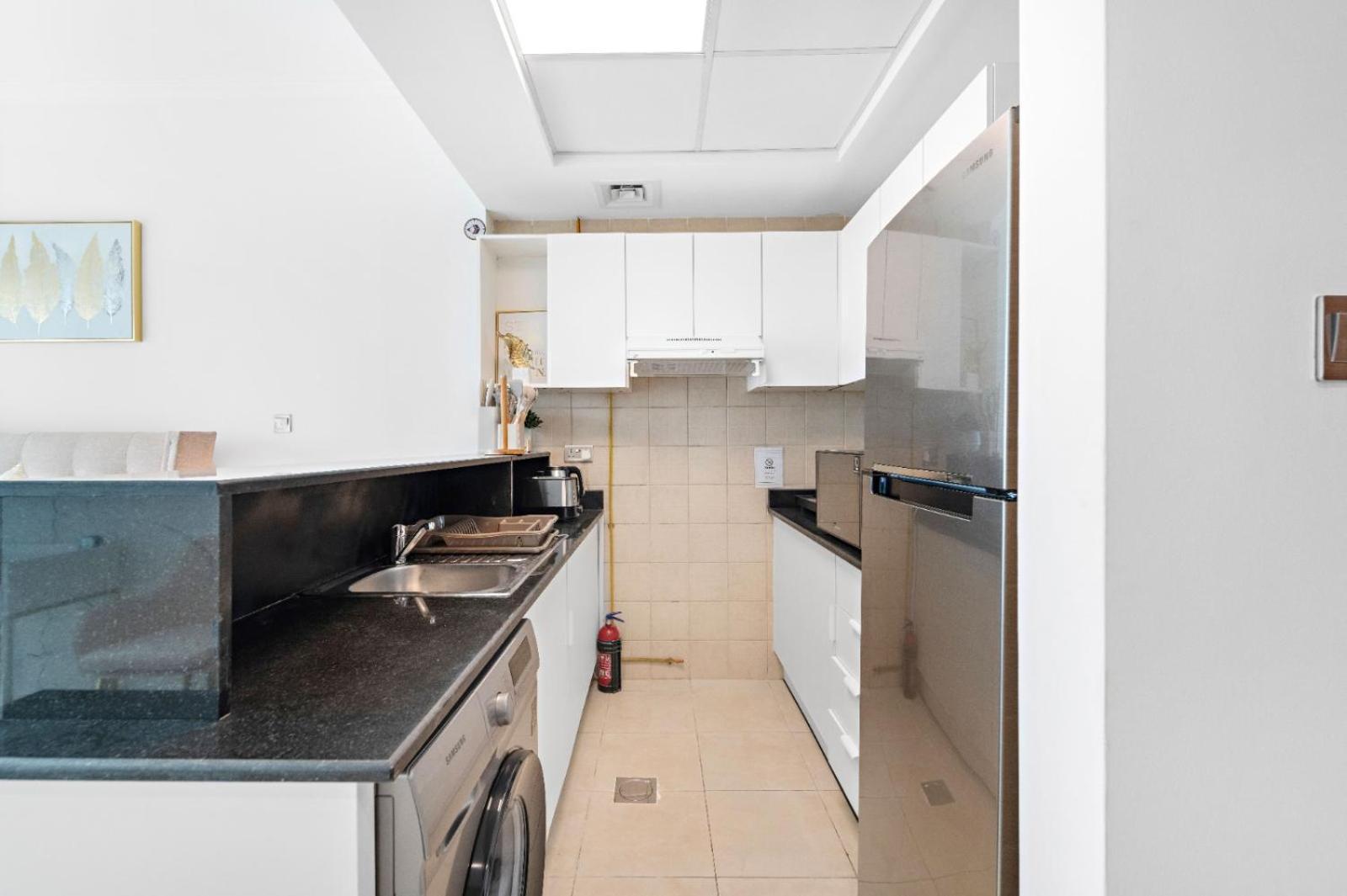 Charming Near Burj Khalifa With Gym & Pool Dubaï